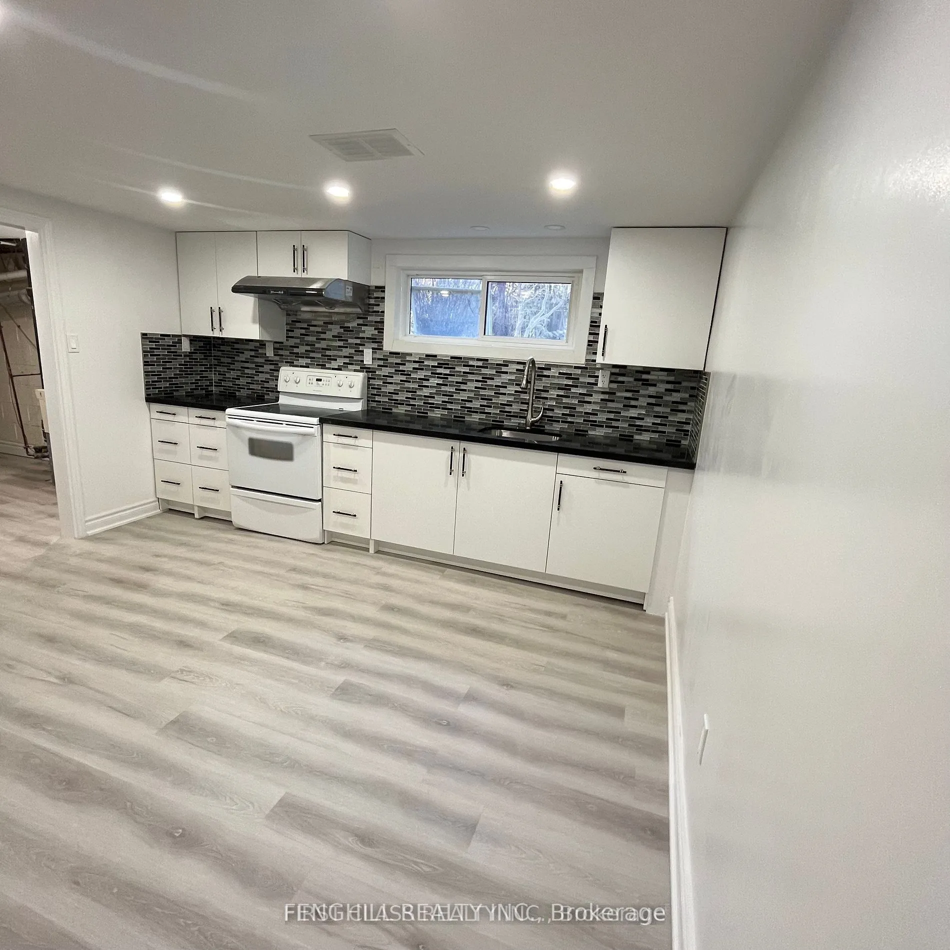 392 Balkan Road, #Bs