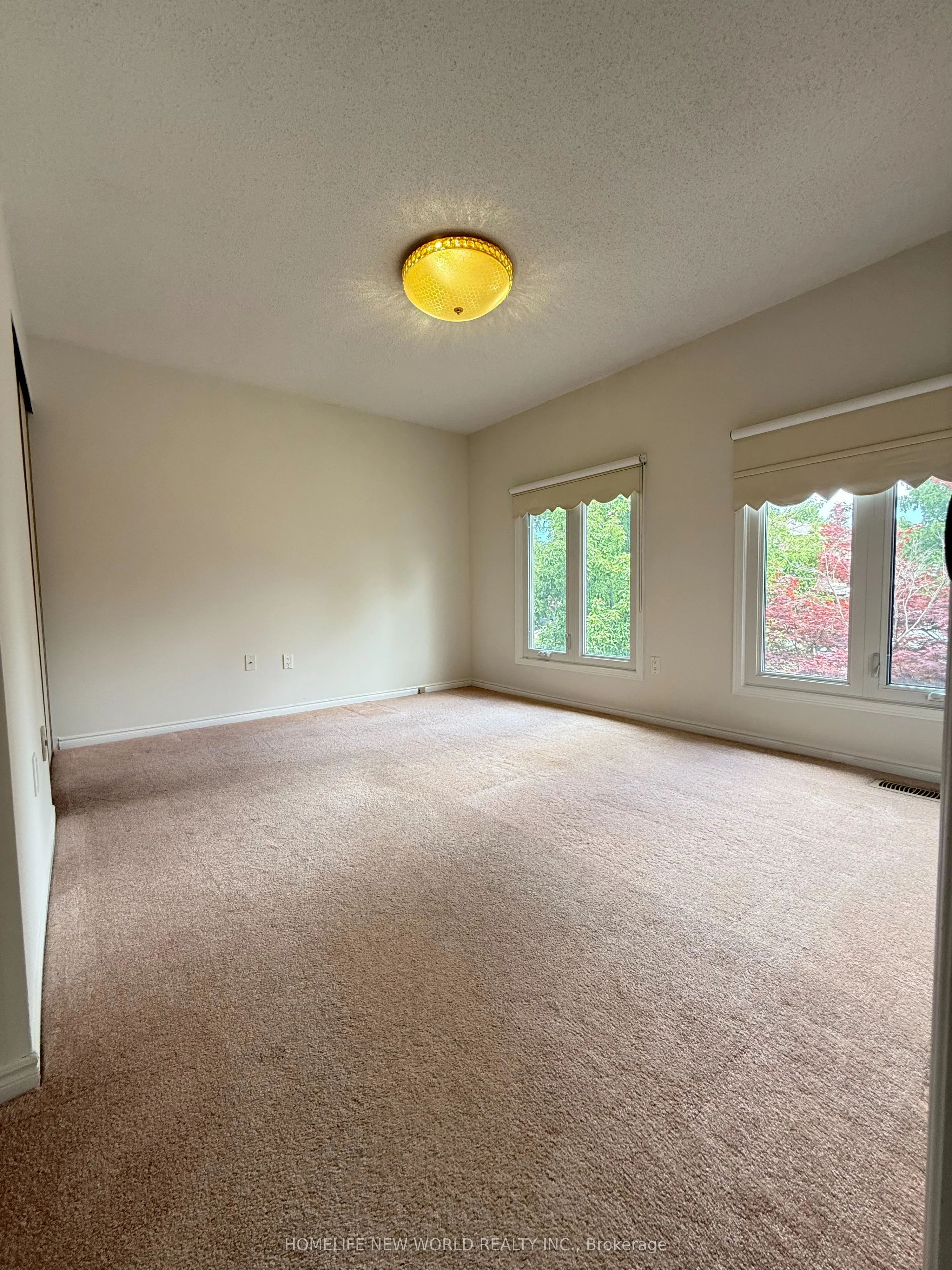 106 Morrison Crescent