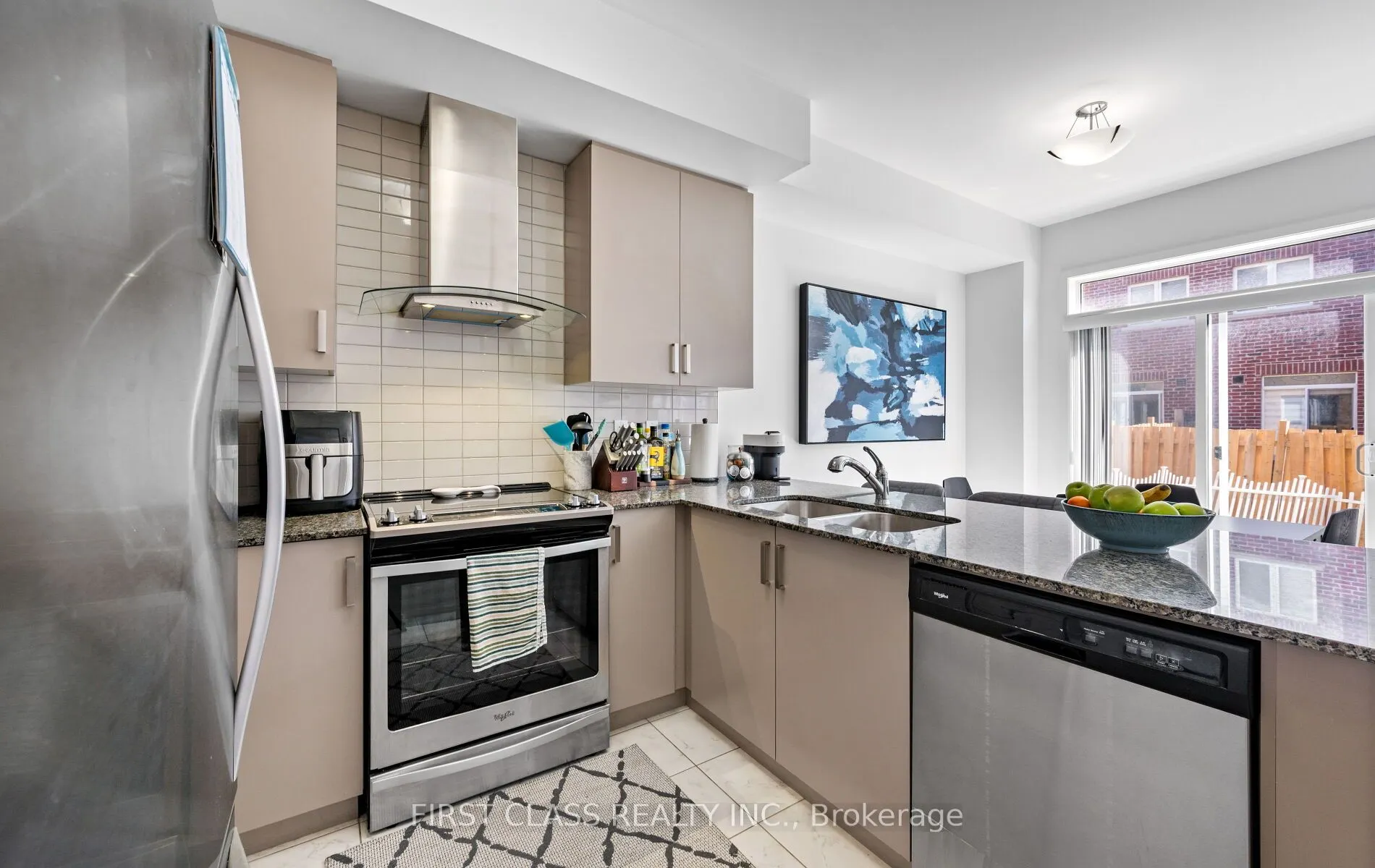 107 Knott End Crescent