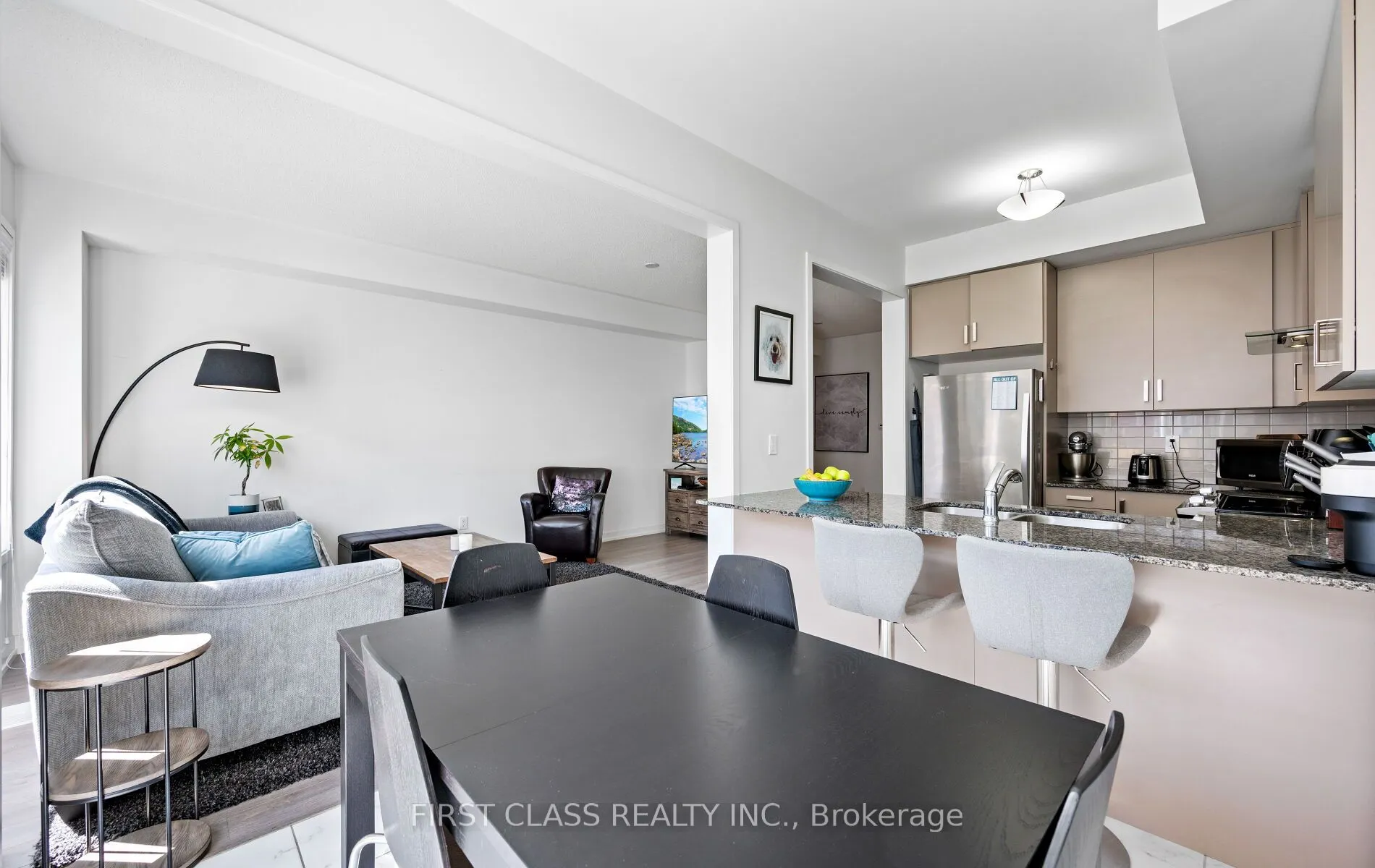 107 Knott End Crescent