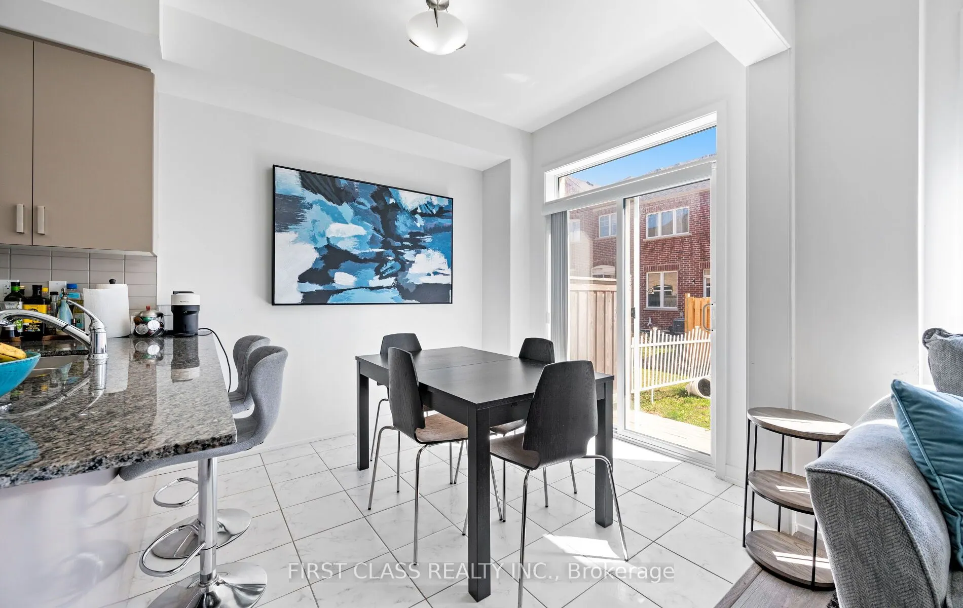 107 Knott End Crescent