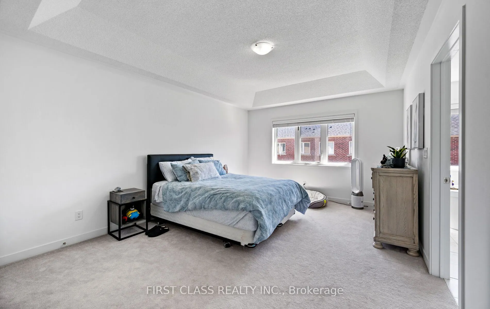 107 Knott End Crescent