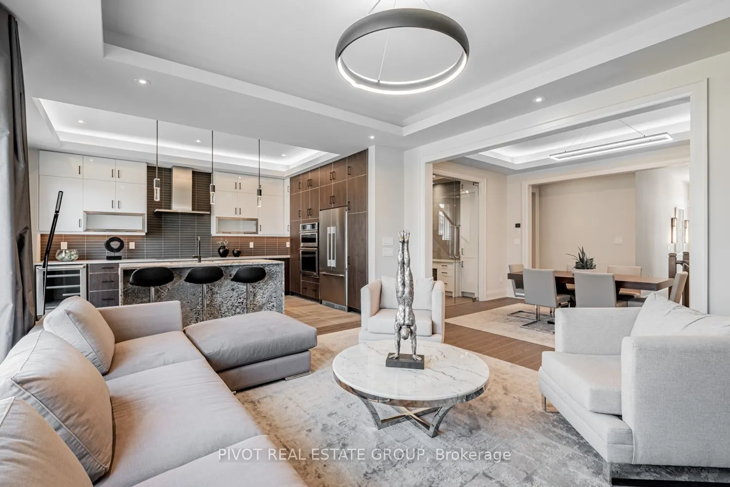 4 Clara May Avenue