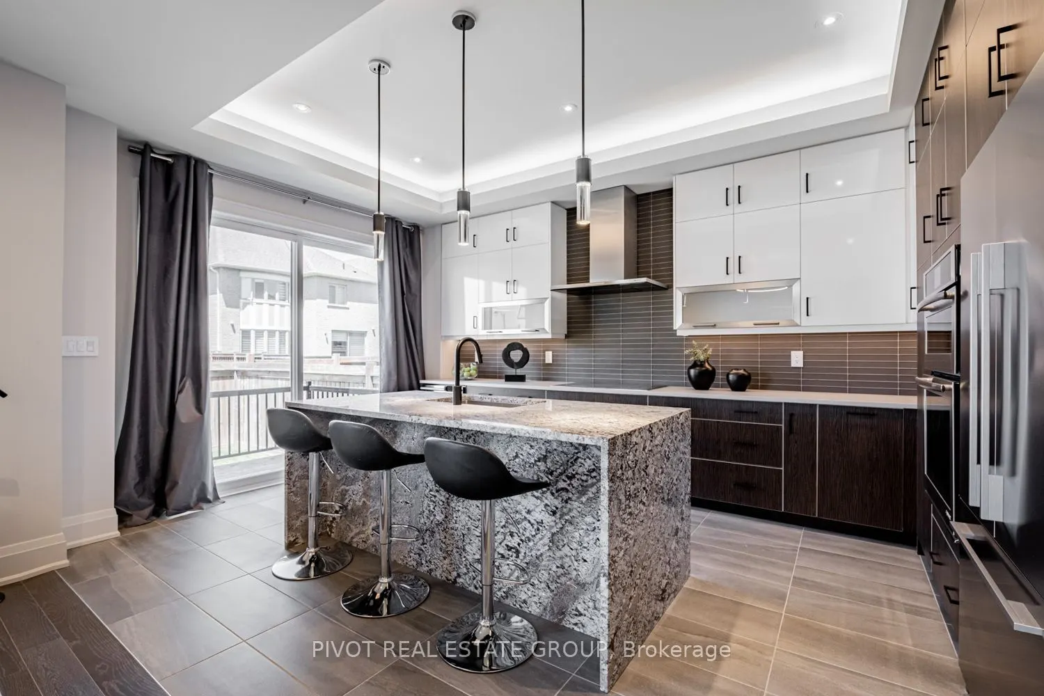 4 Clara May Avenue