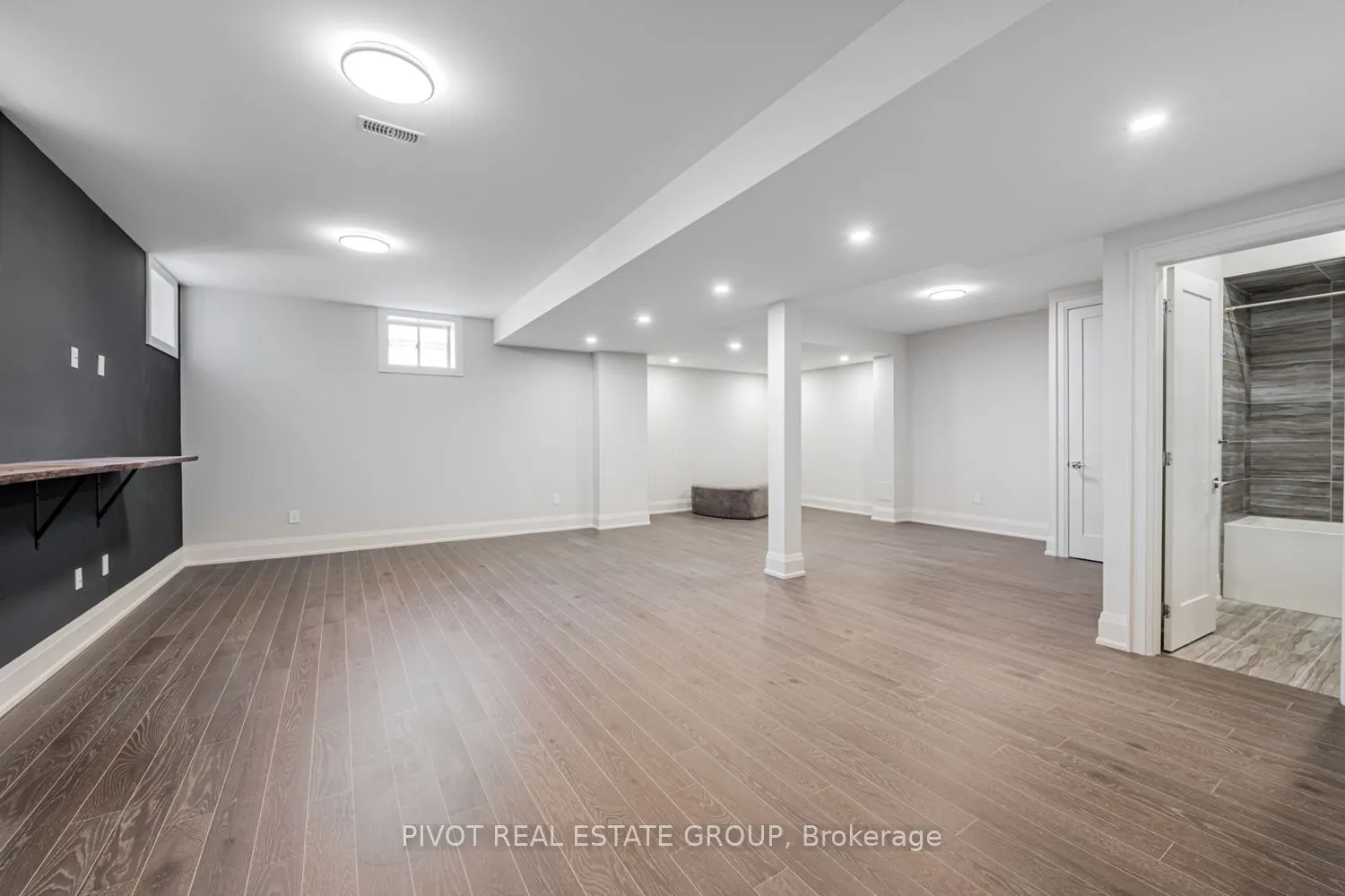 4 Clara May Avenue