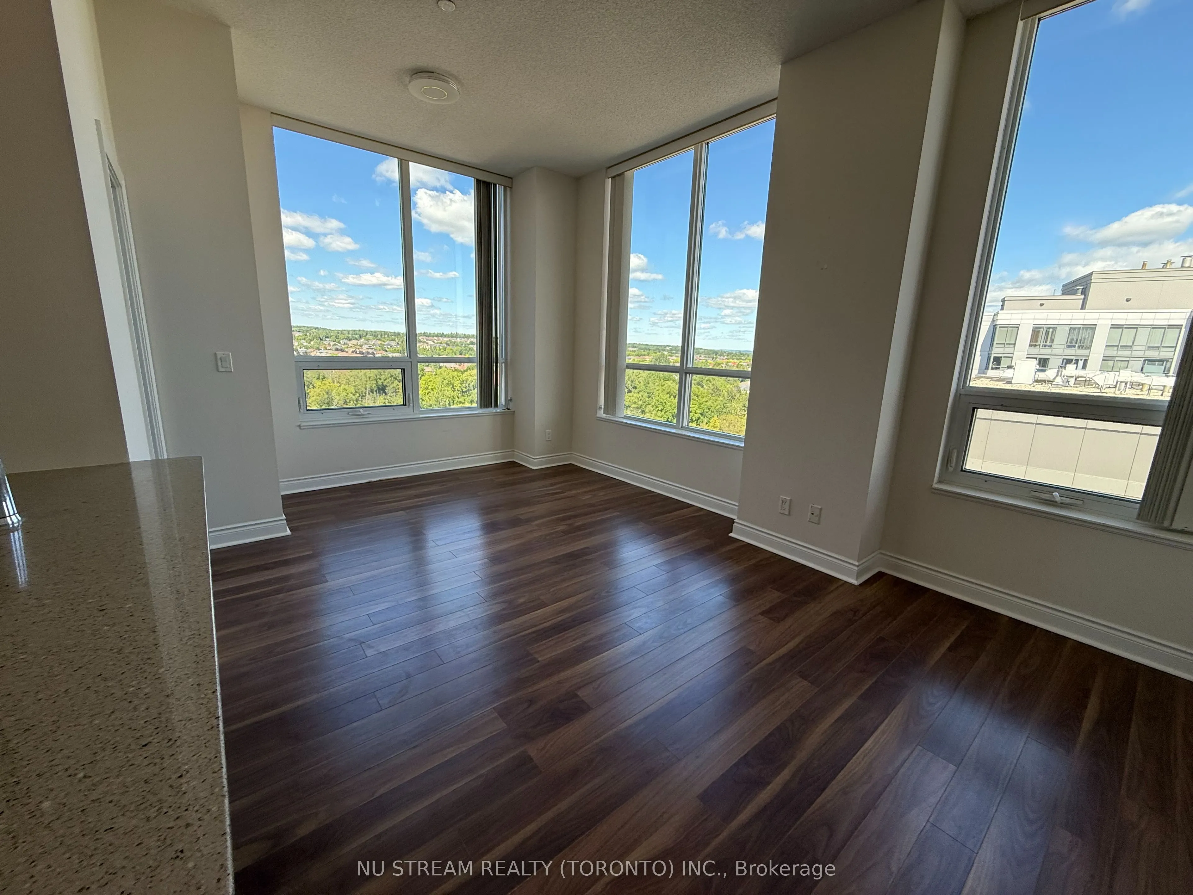 11211 Yonge Street, #95