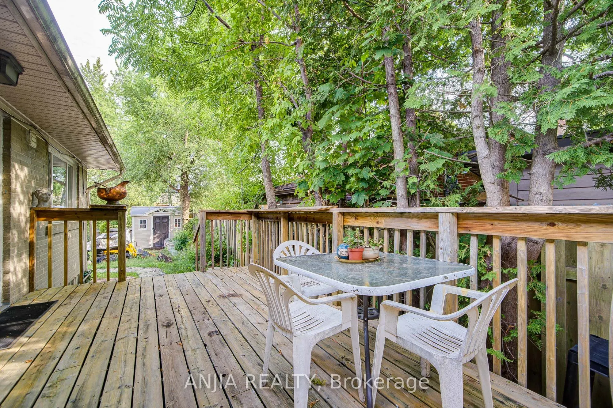 5 Beaverton Road S