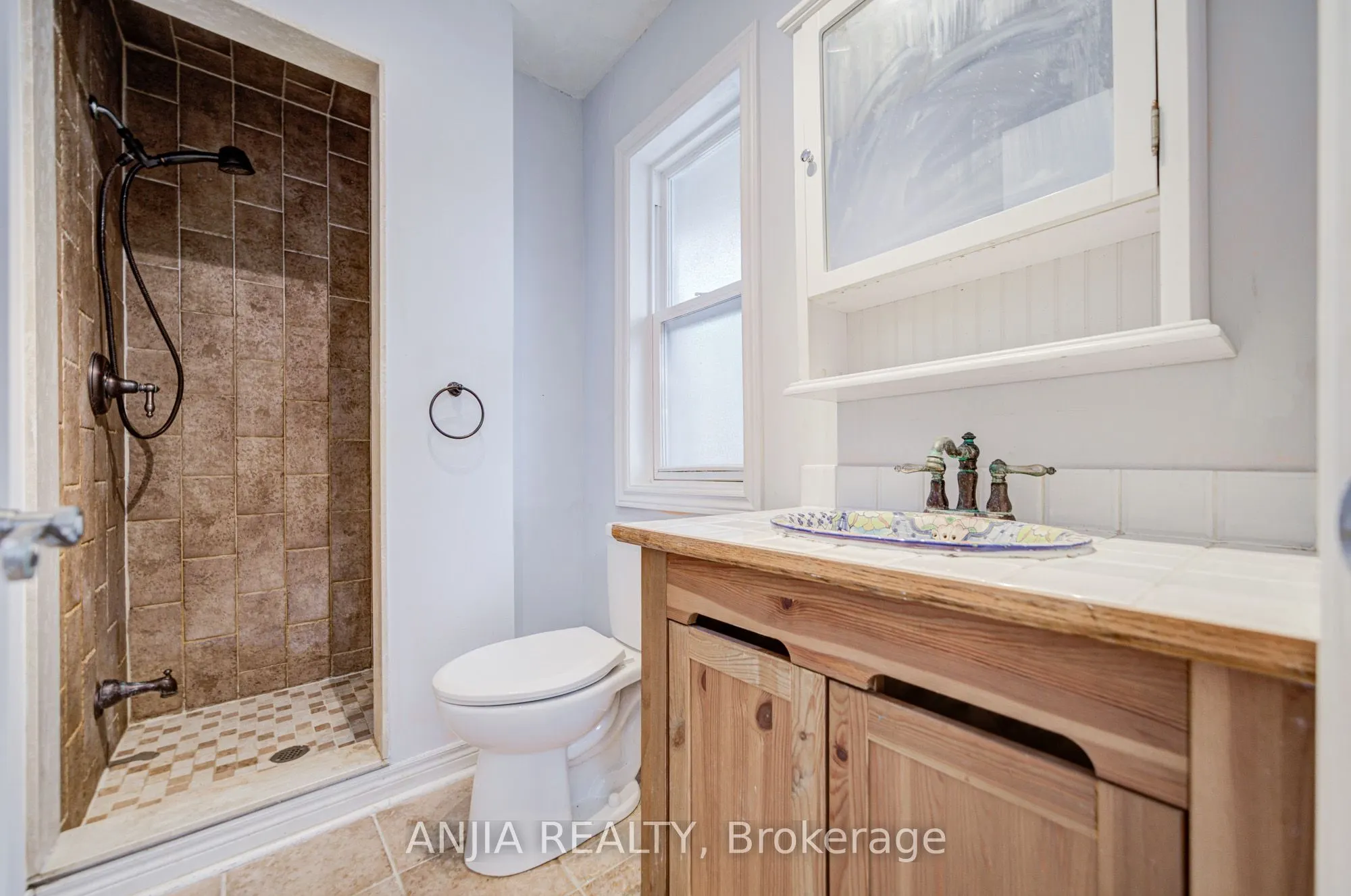 5 Beaverton Road S
