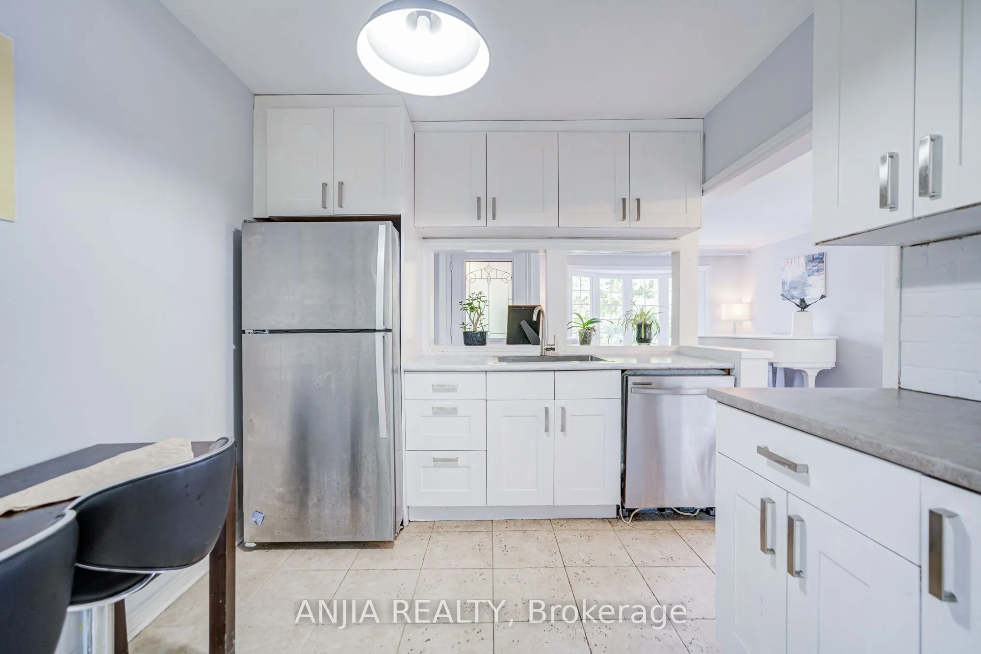 5 Beaverton Road S
