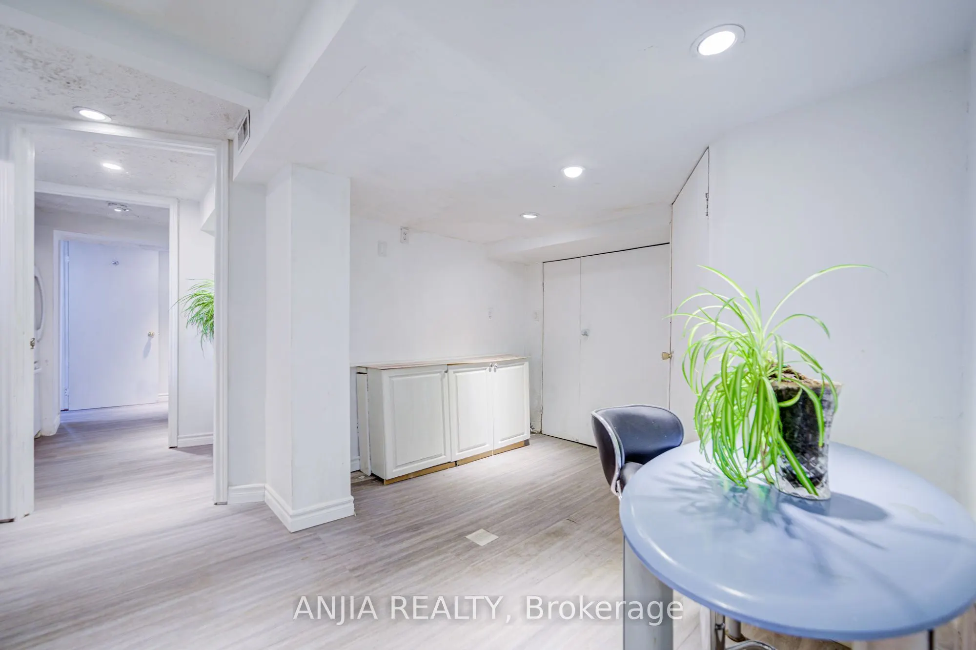 5 Beaverton Road S
