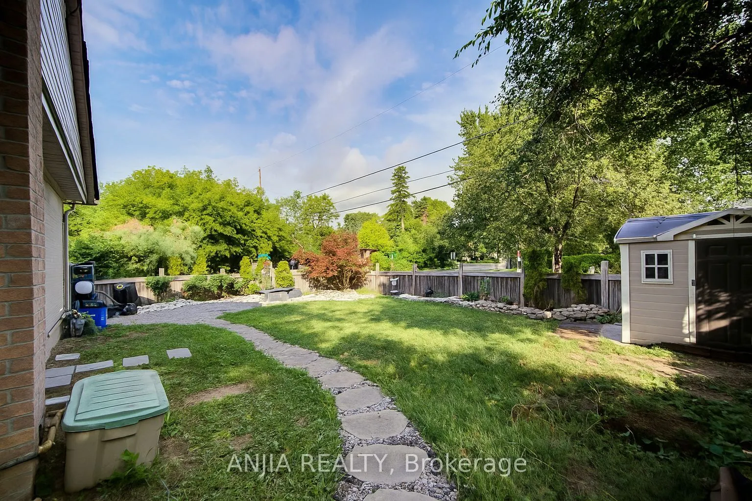 5 Beaverton Road S