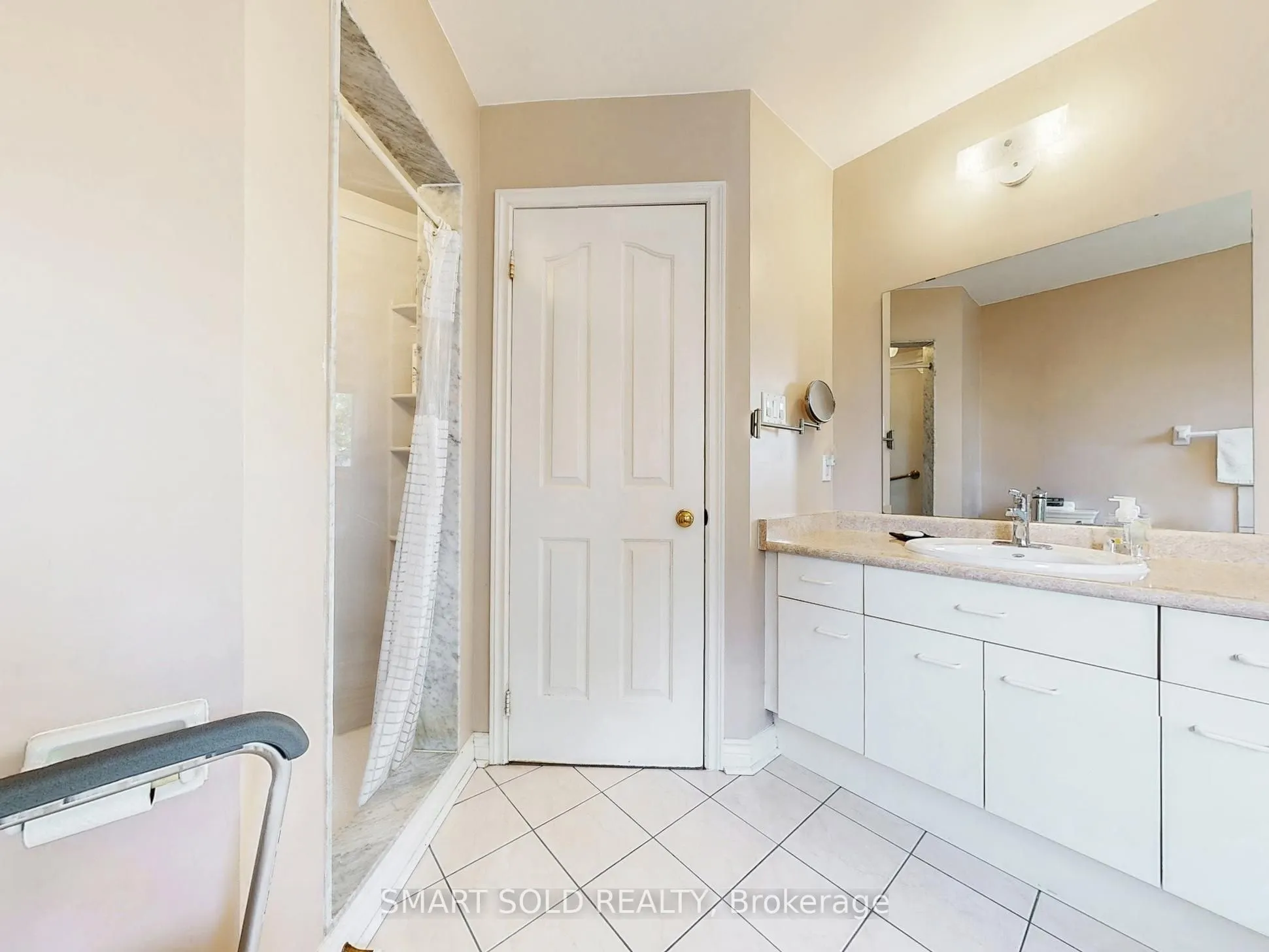 611 Gagnon Place