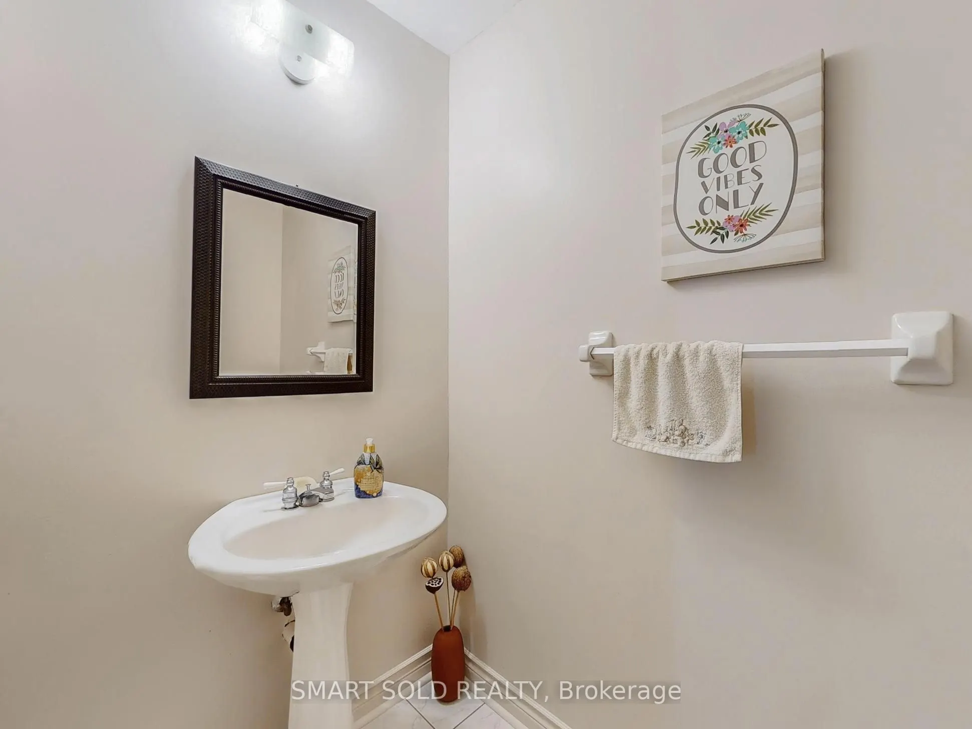 611 Gagnon Place