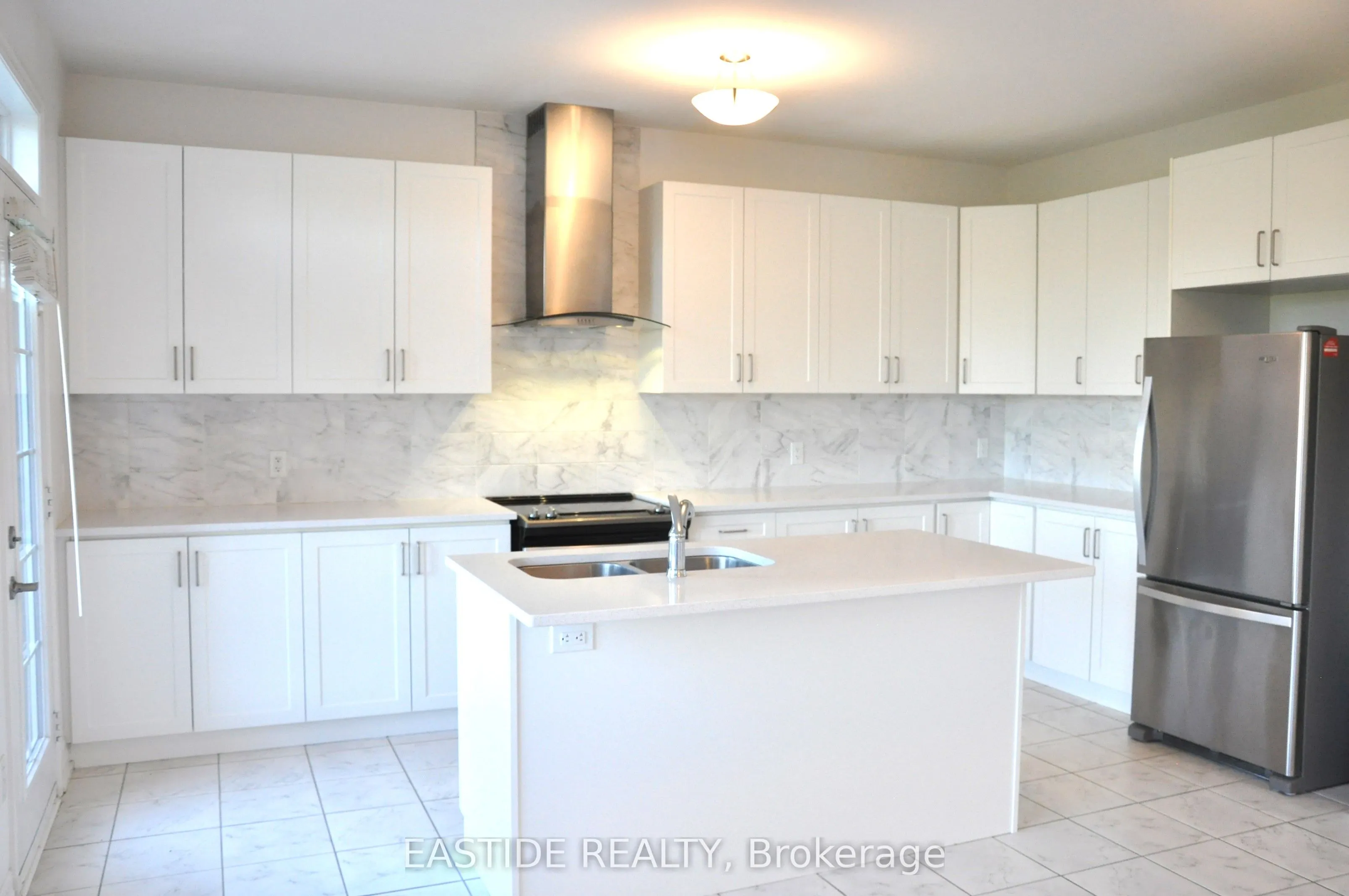 156 Frank Kelly Drive