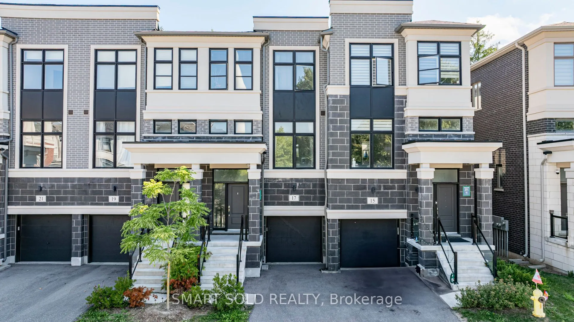17 Armillo Place