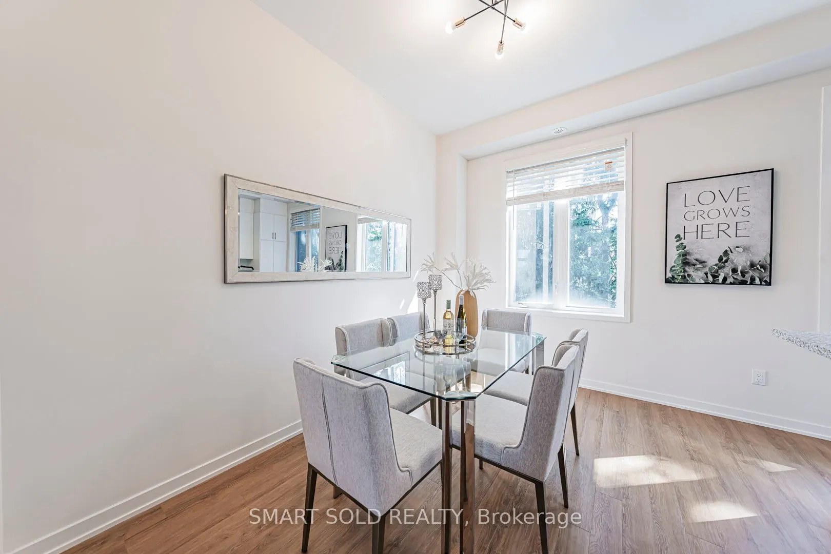 17 Armillo Place
