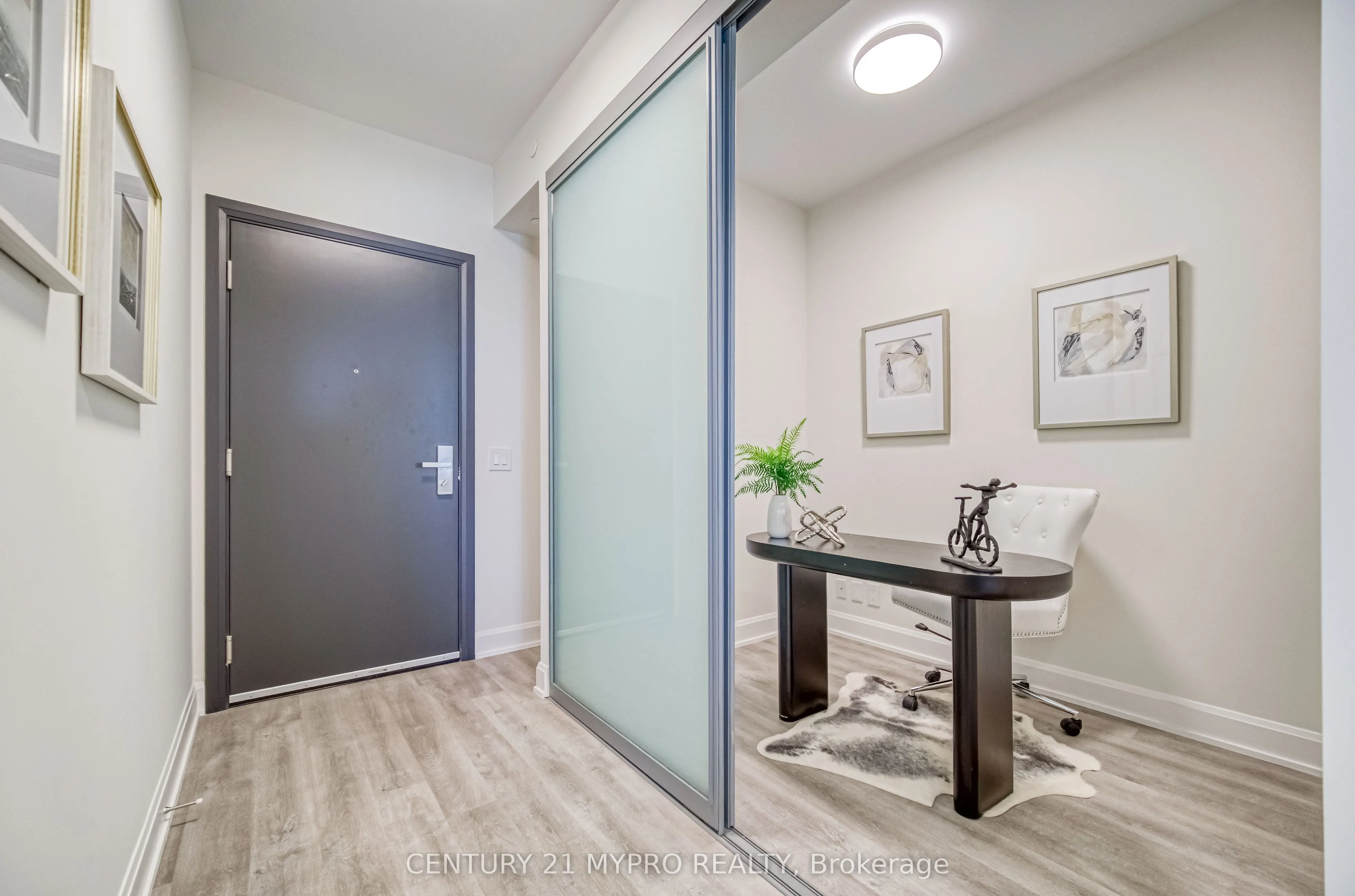 12 Gandhi Lane, #2811