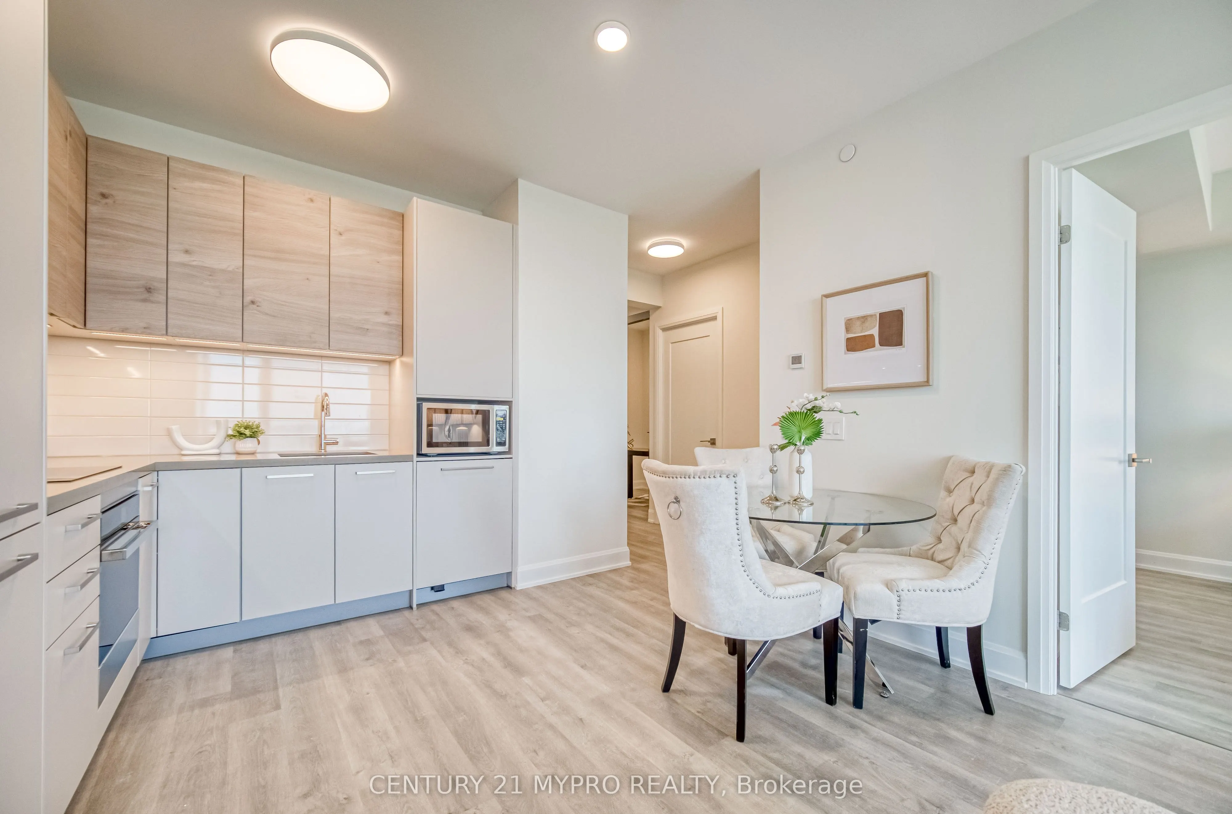 12 Gandhi Lane, #2811