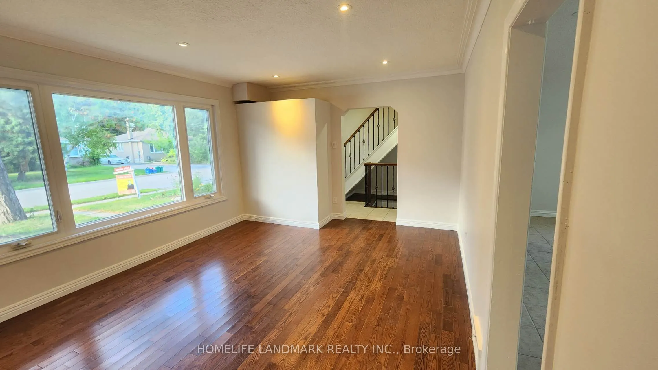 42 Cartier Crescent