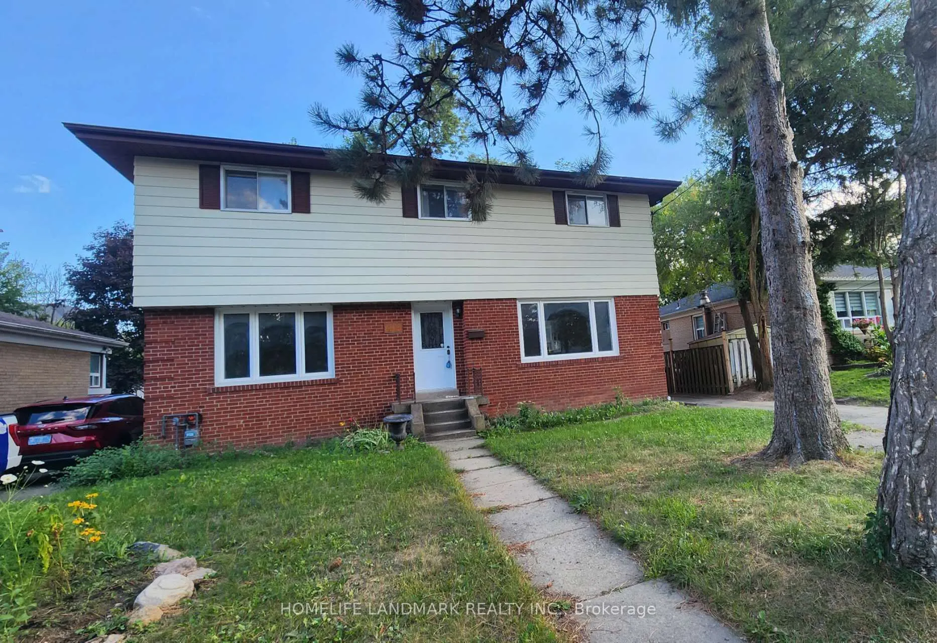 42 Cartier Crescent