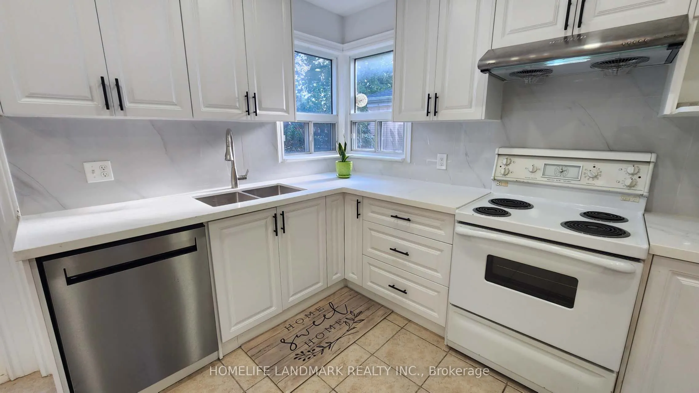 42 Cartier Crescent