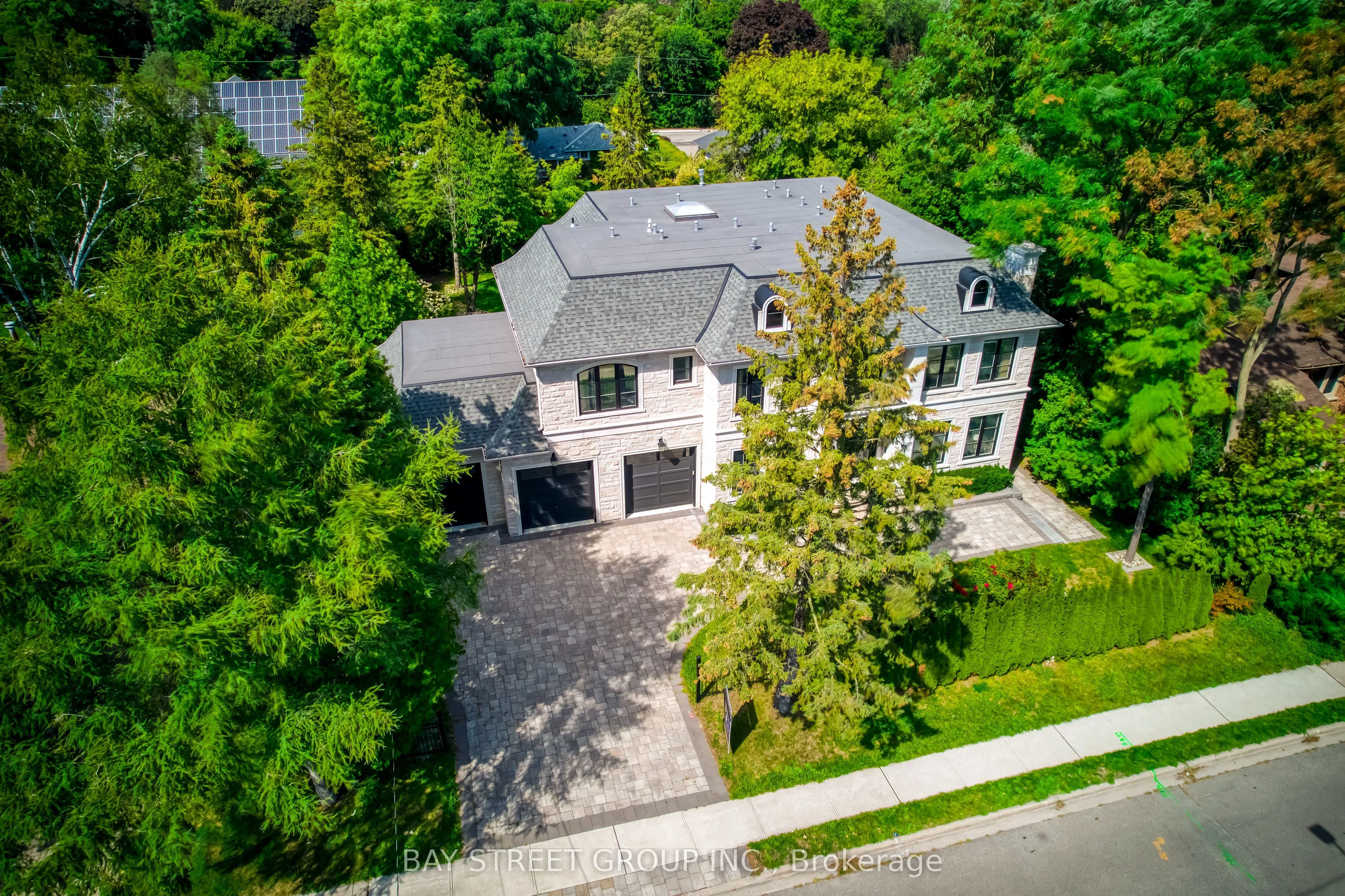 38 Kirk Drive