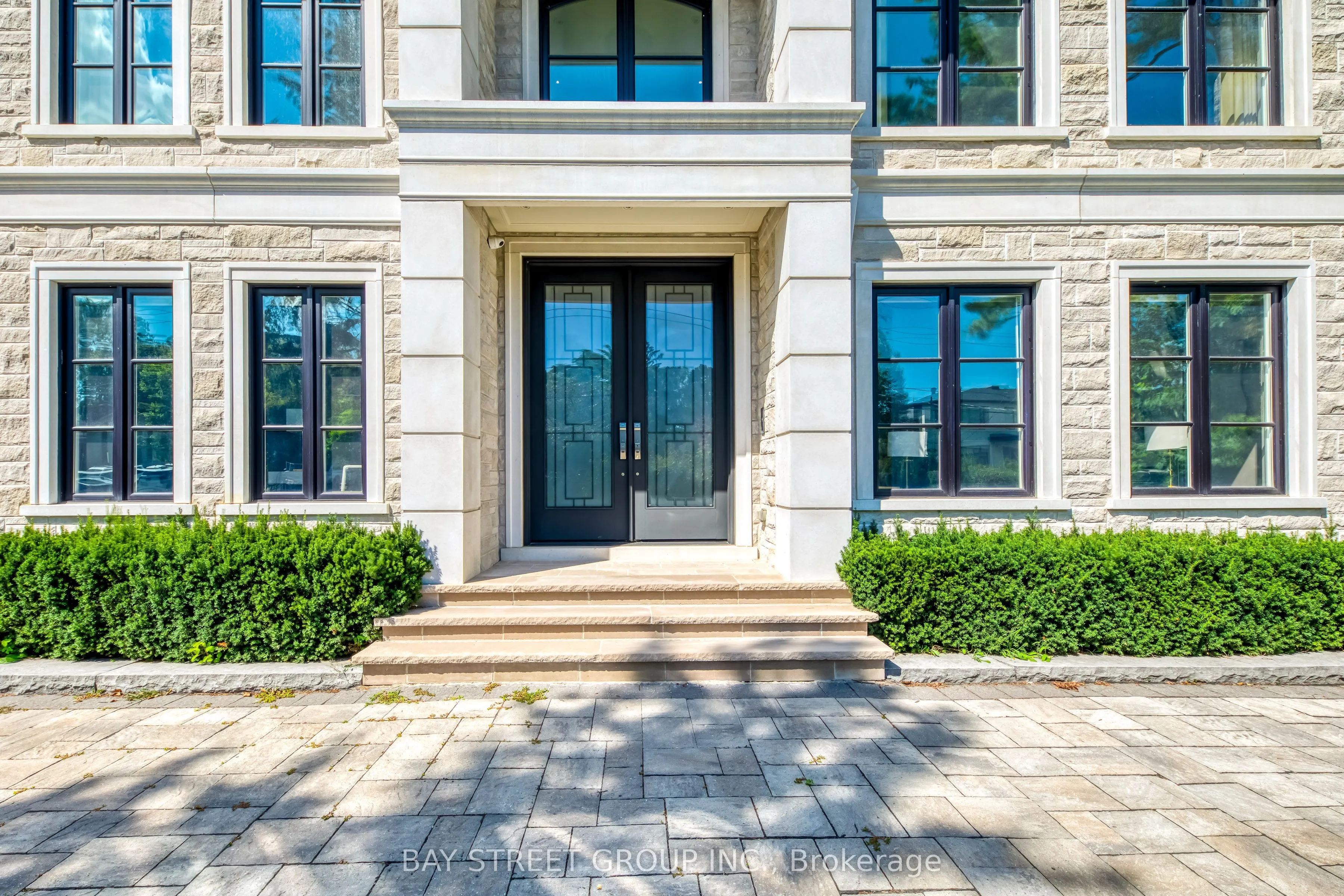 38 Kirk Drive