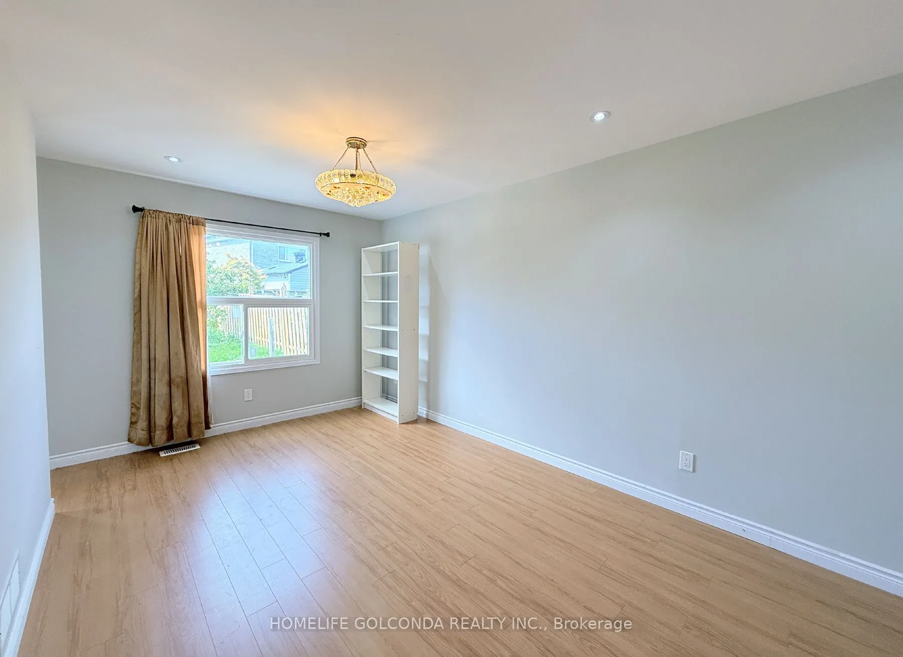 166 Hillcroft Drive