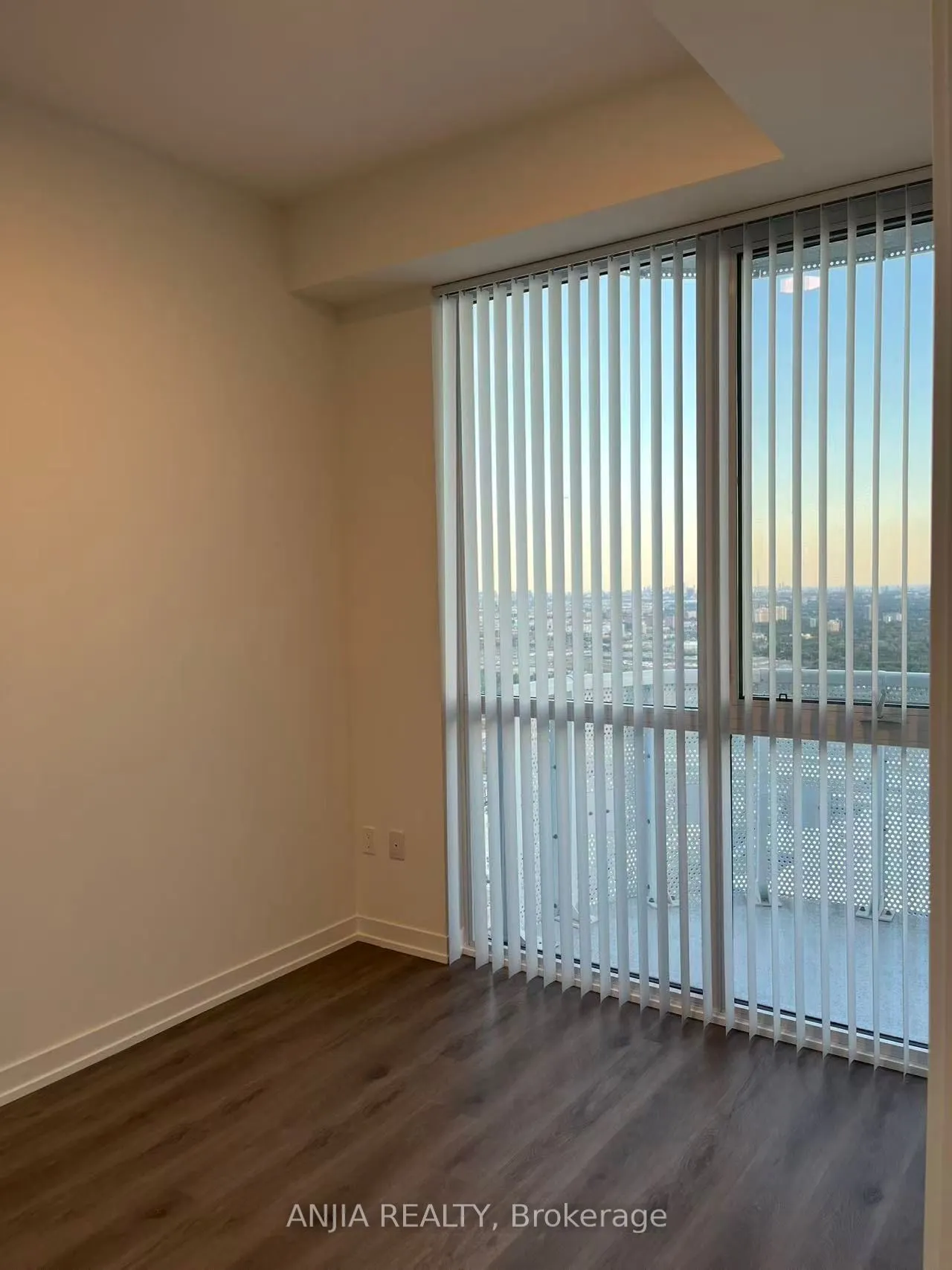 225 Commerce Street, #5803
