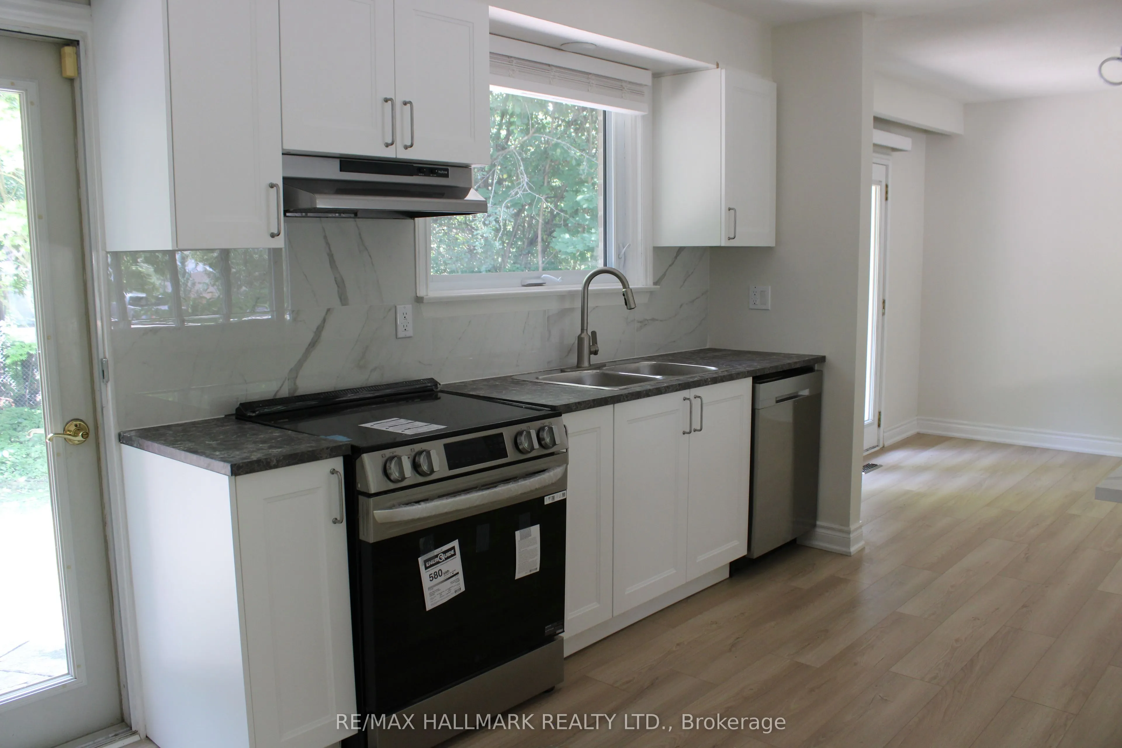 32 Hill Drive, #Main