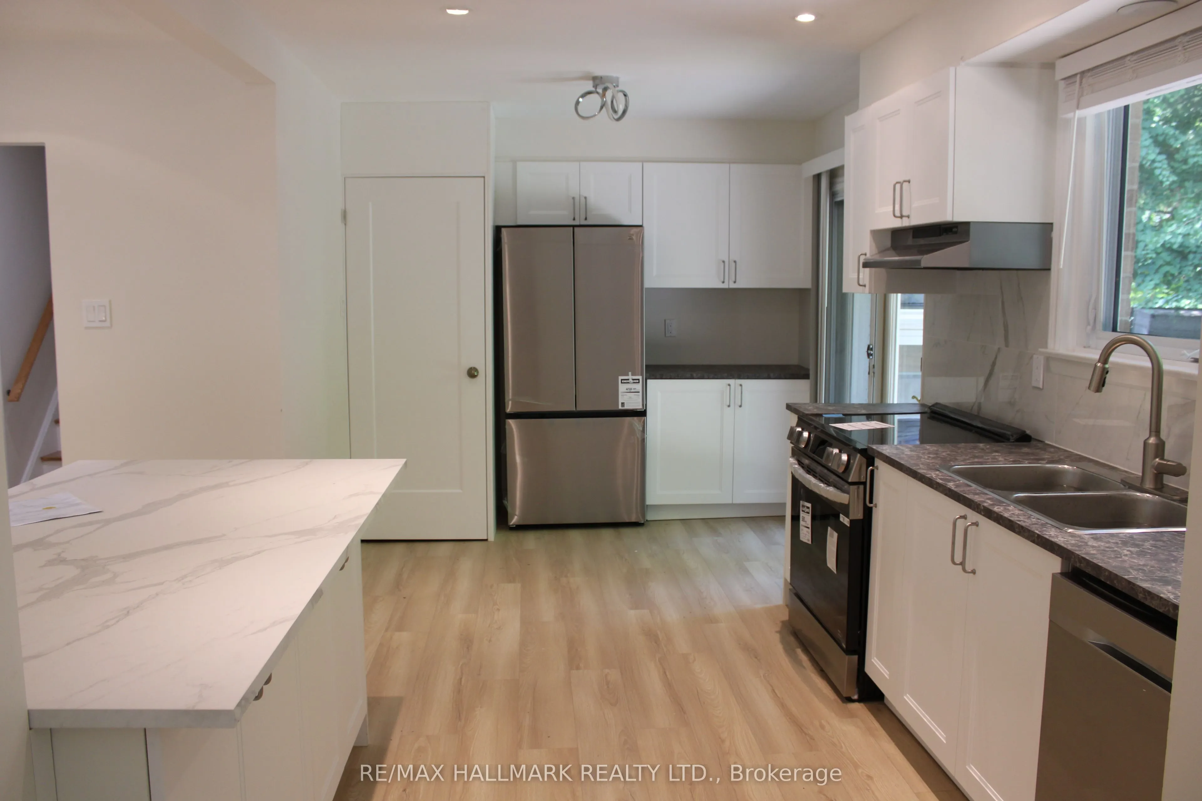 32 Hill Drive, #Main