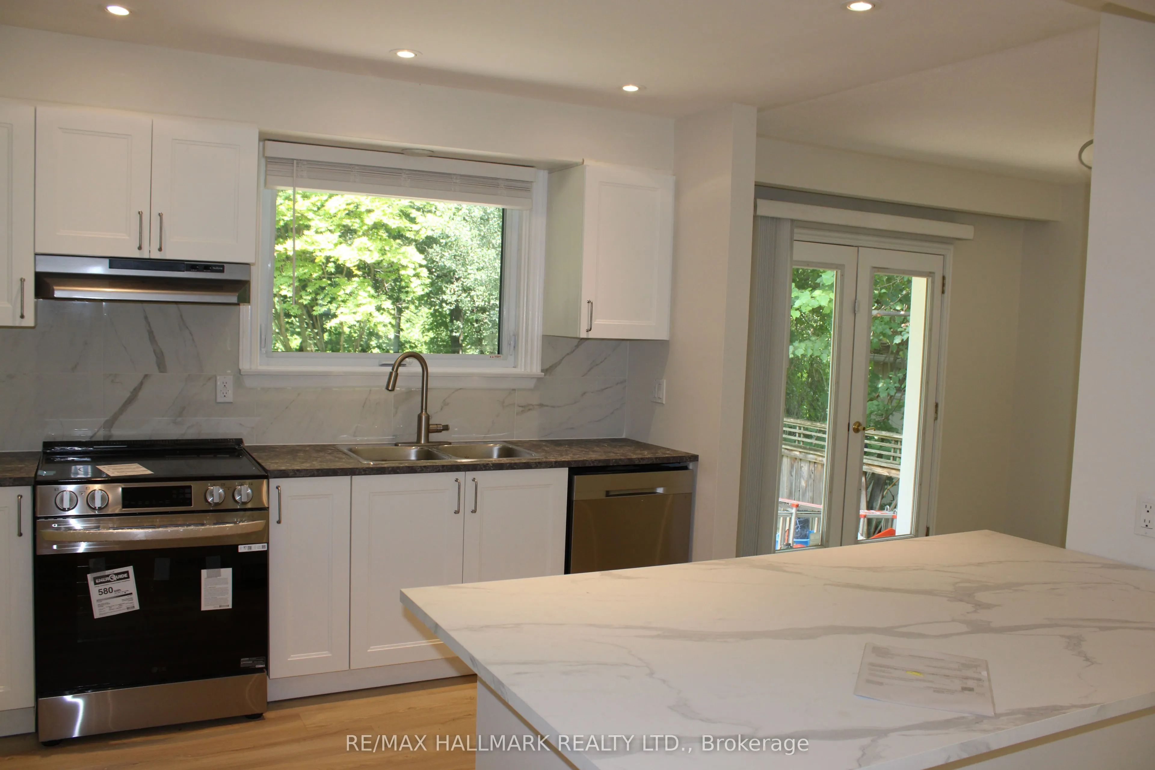 32 Hill Drive, #Main