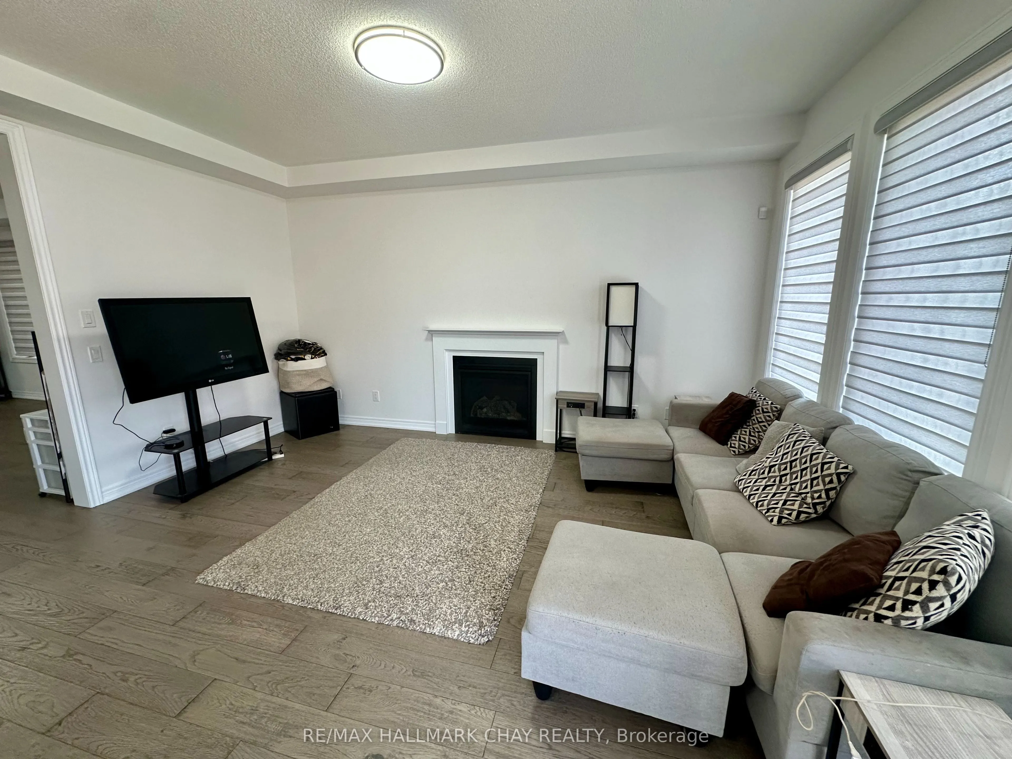4 Wakefield Boulevard