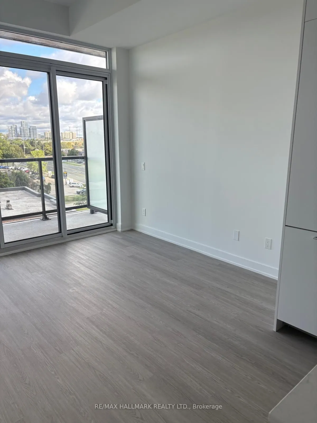8188 Yonge Street, #606 N