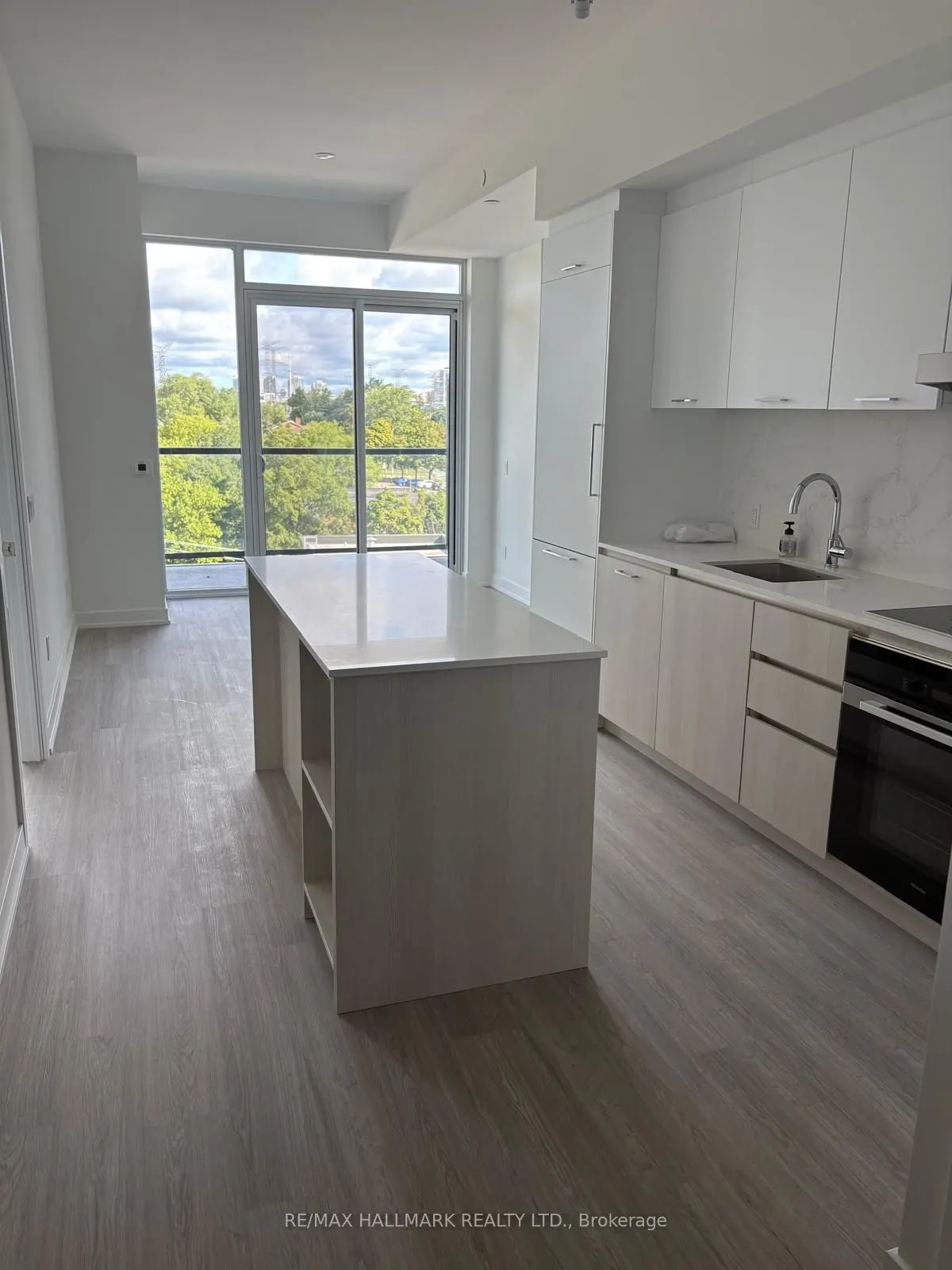 8188 Yonge Street, #606 N