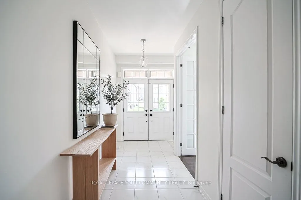 33 Deepwood Crescent