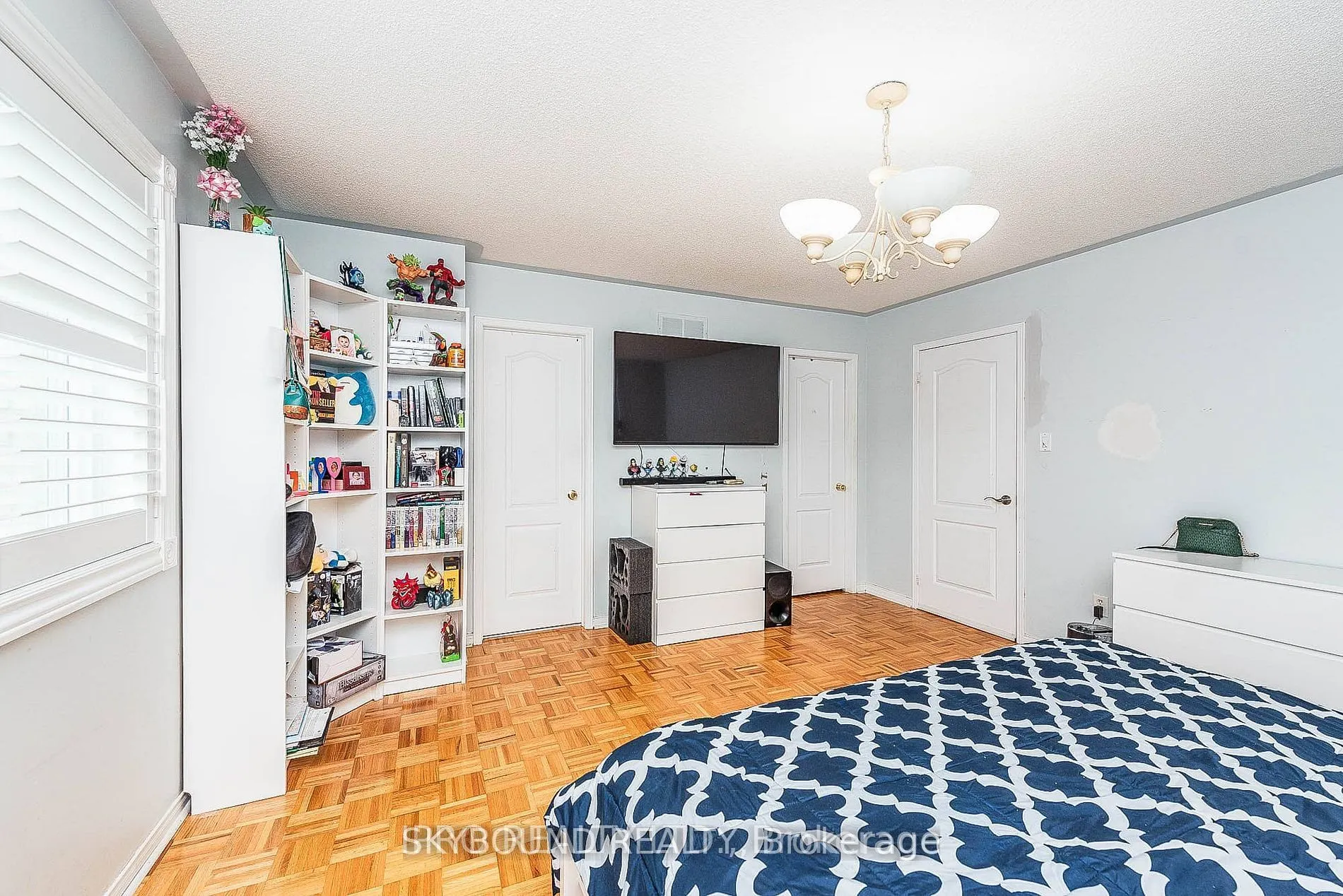 66 Skylark Drive