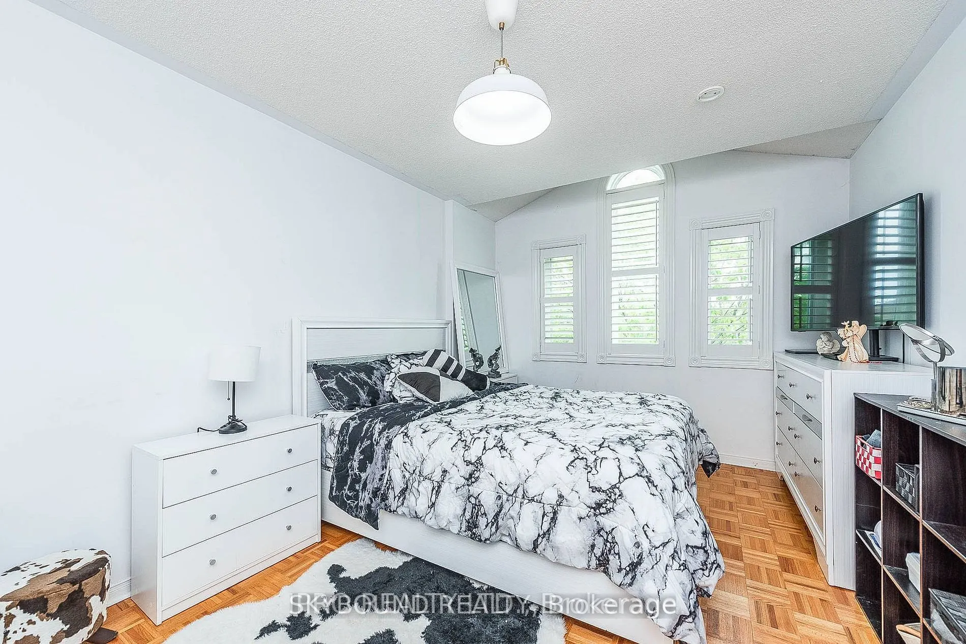 66 Skylark Drive