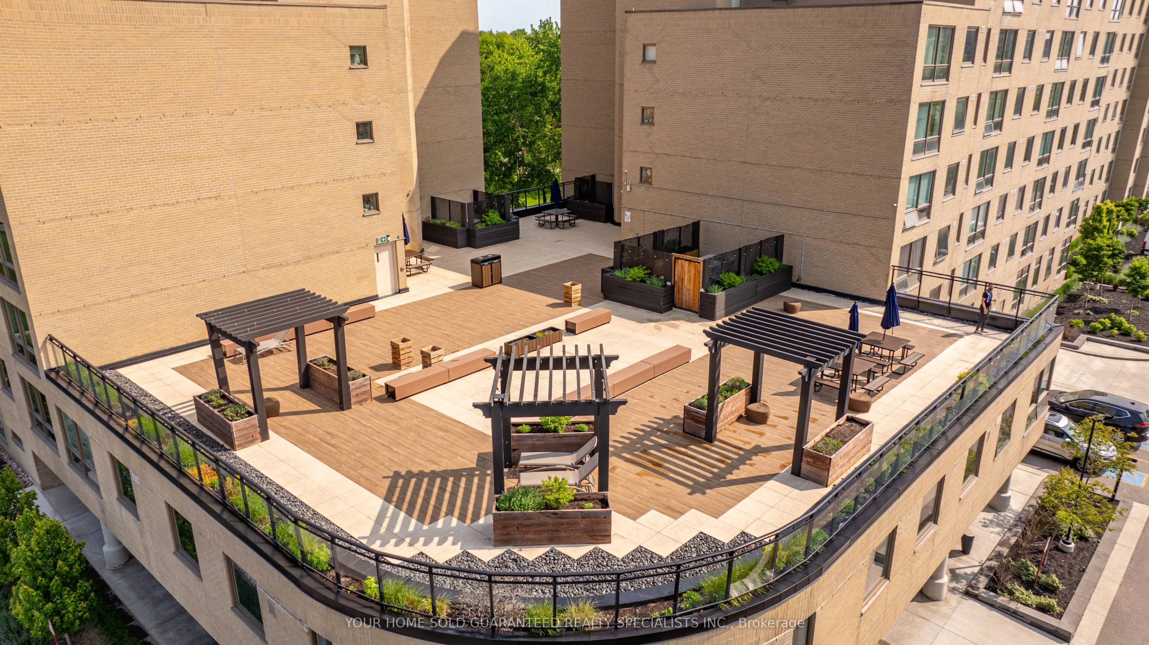 326 Major Mackenzie Drive E, #511