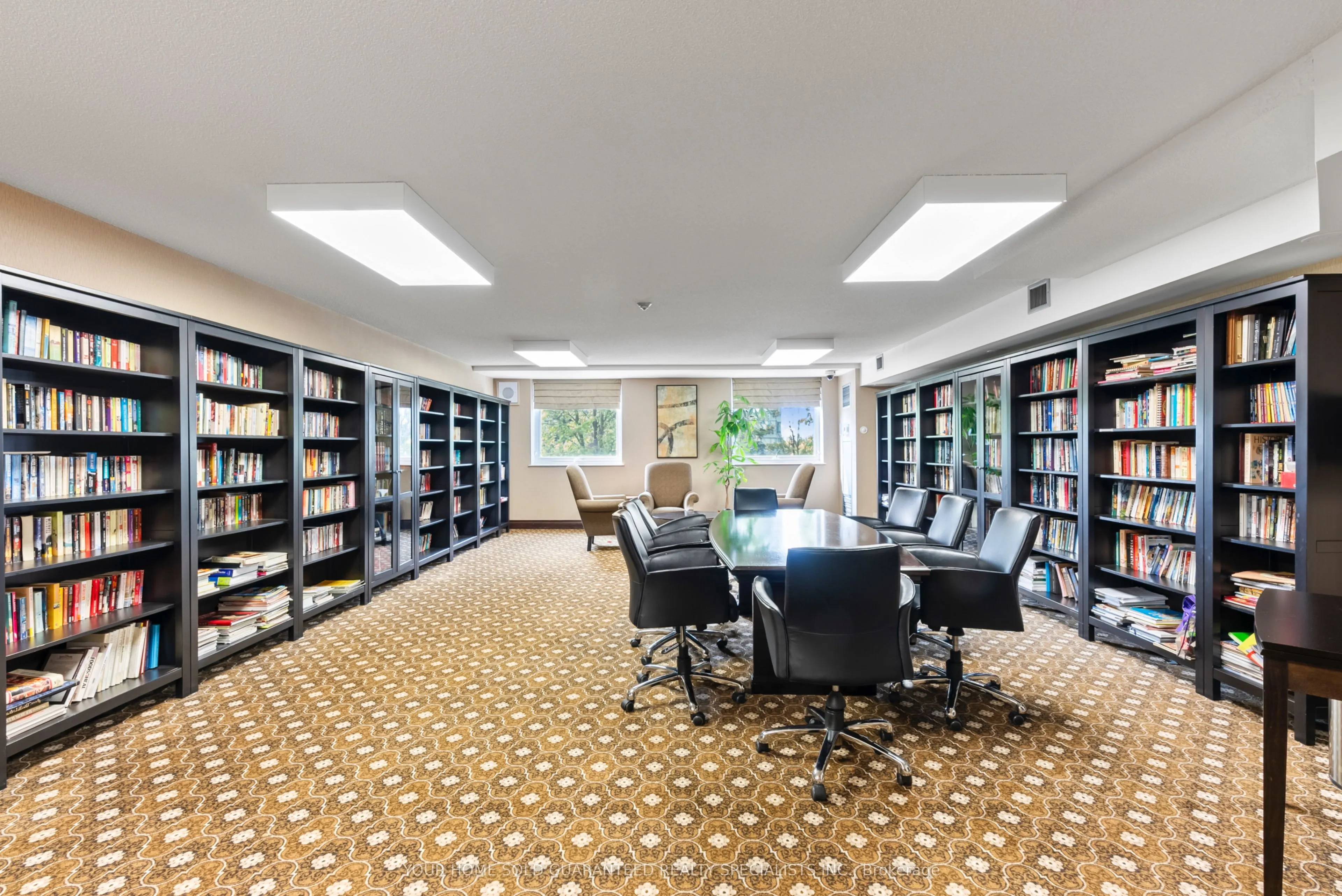 326 Major Mackenzie Drive E, #511