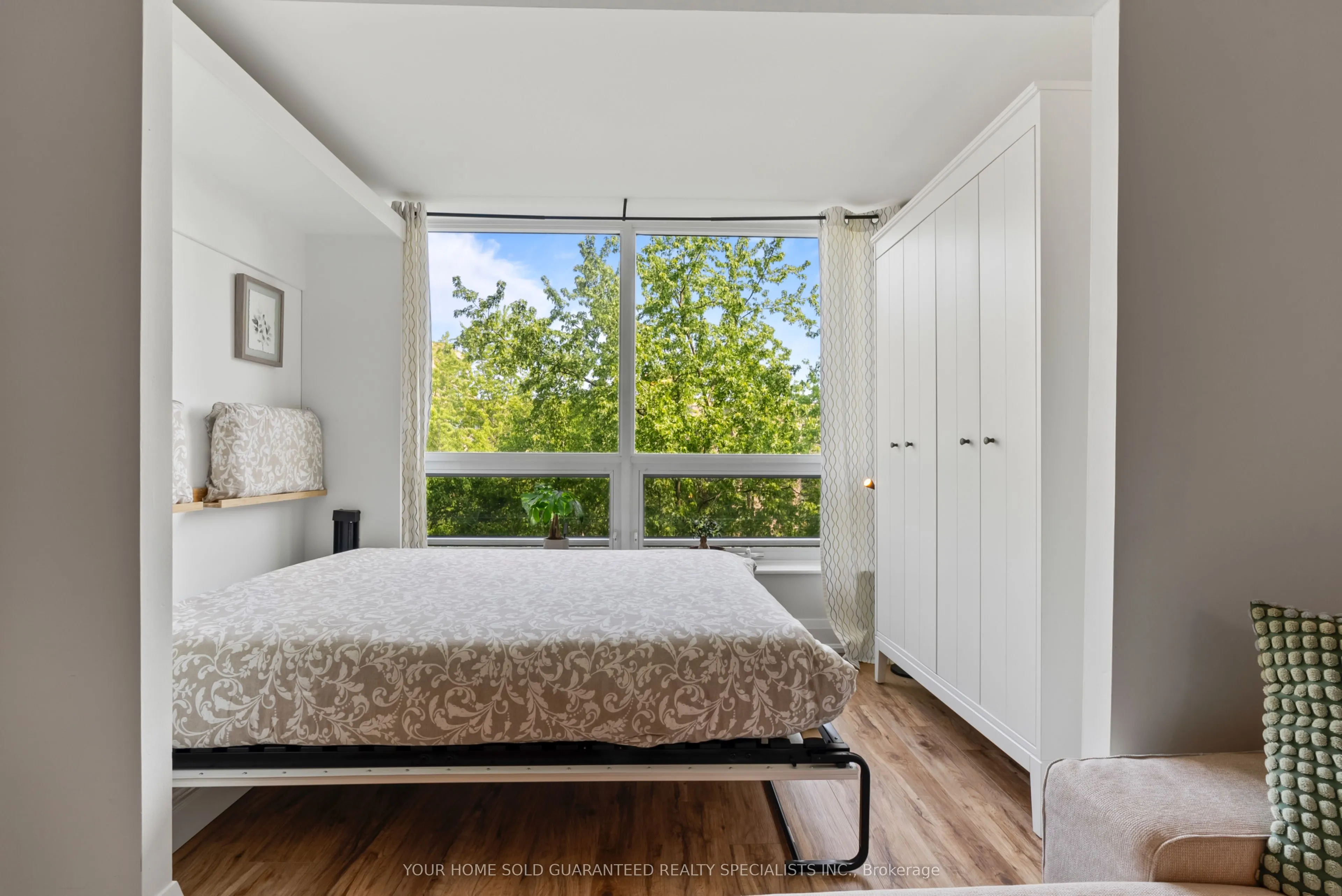 326 Major Mackenzie Drive E, #511