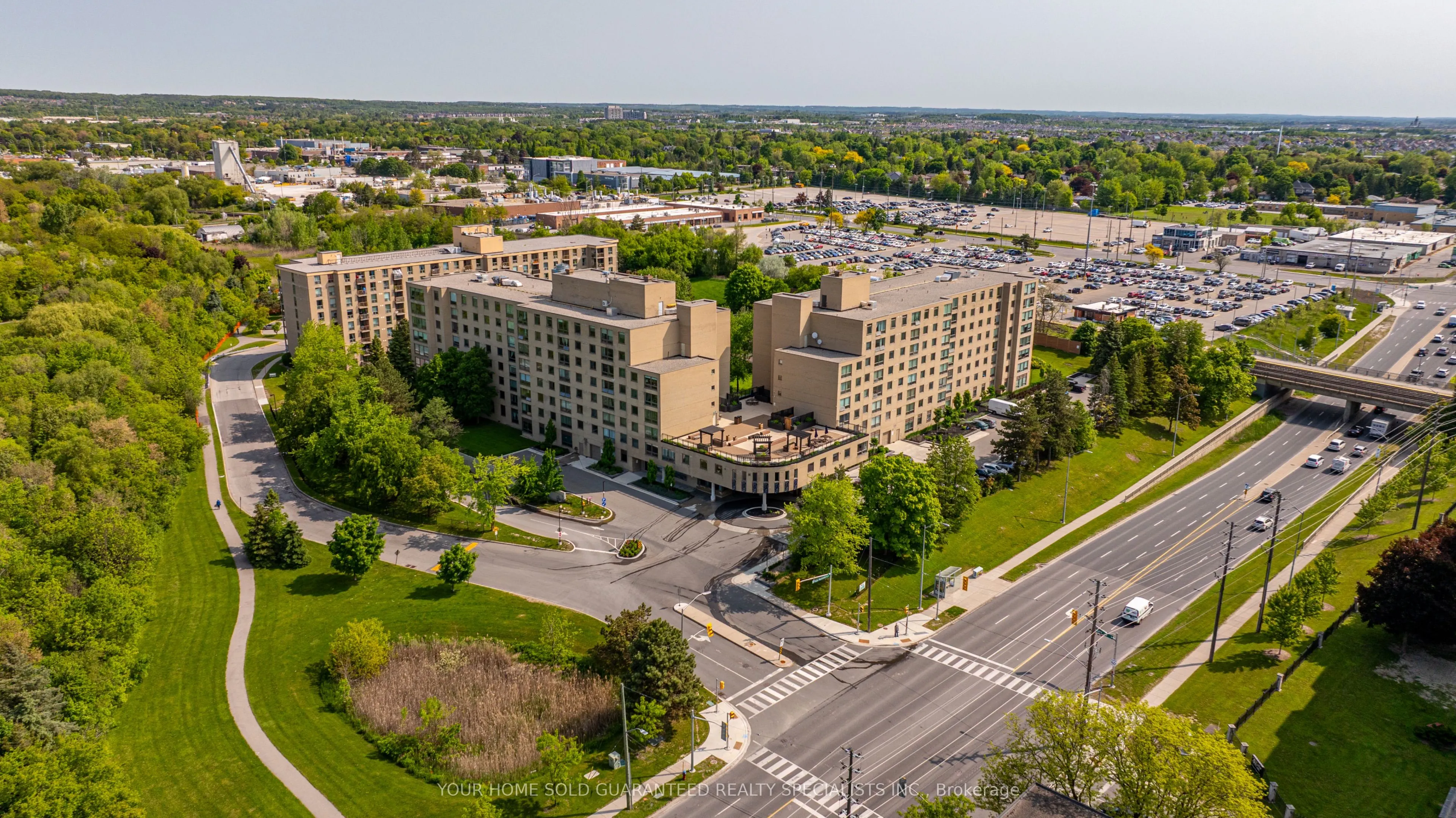 326 Major Mackenzie Drive E, #511