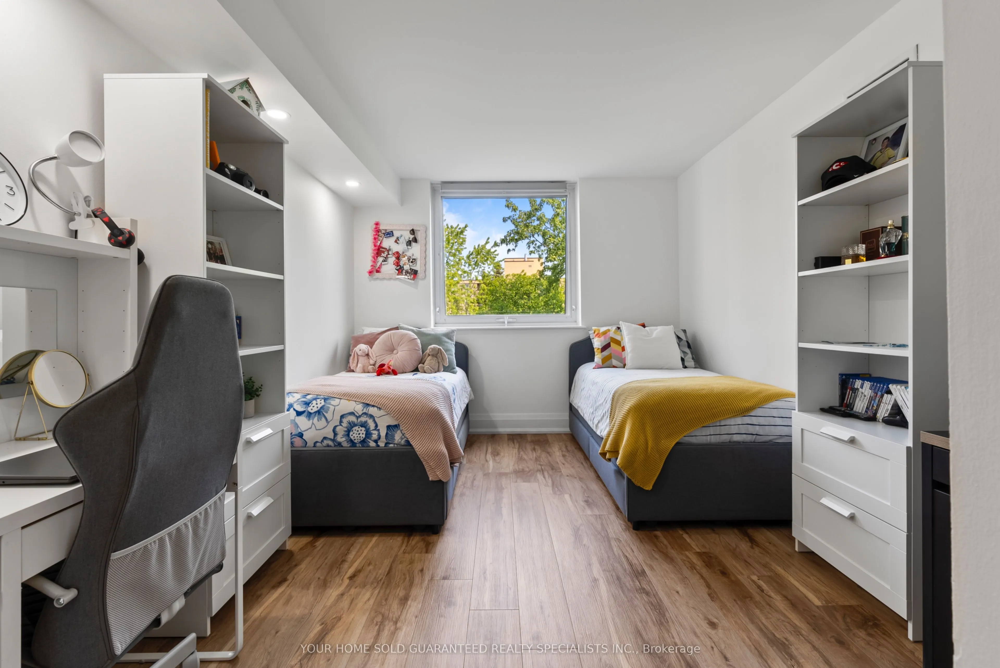 326 Major Mackenzie Drive E, #511