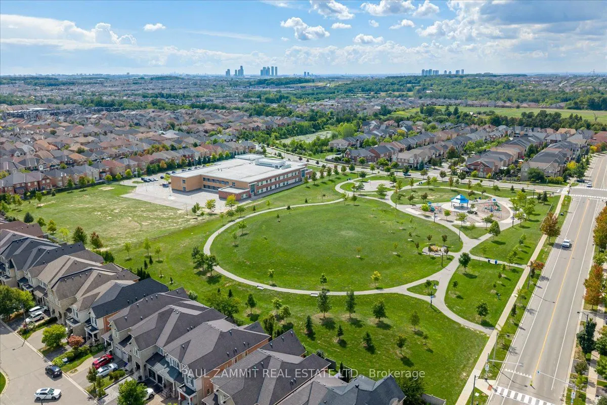 80 McCallum Drive, #28
