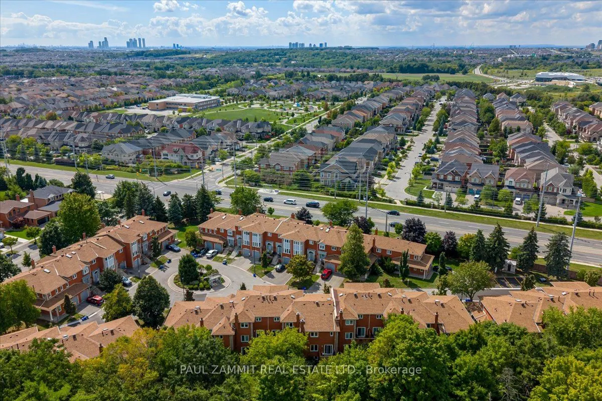 80 McCallum Drive, #28