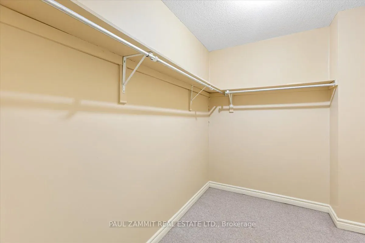 80 McCallum Drive, #28