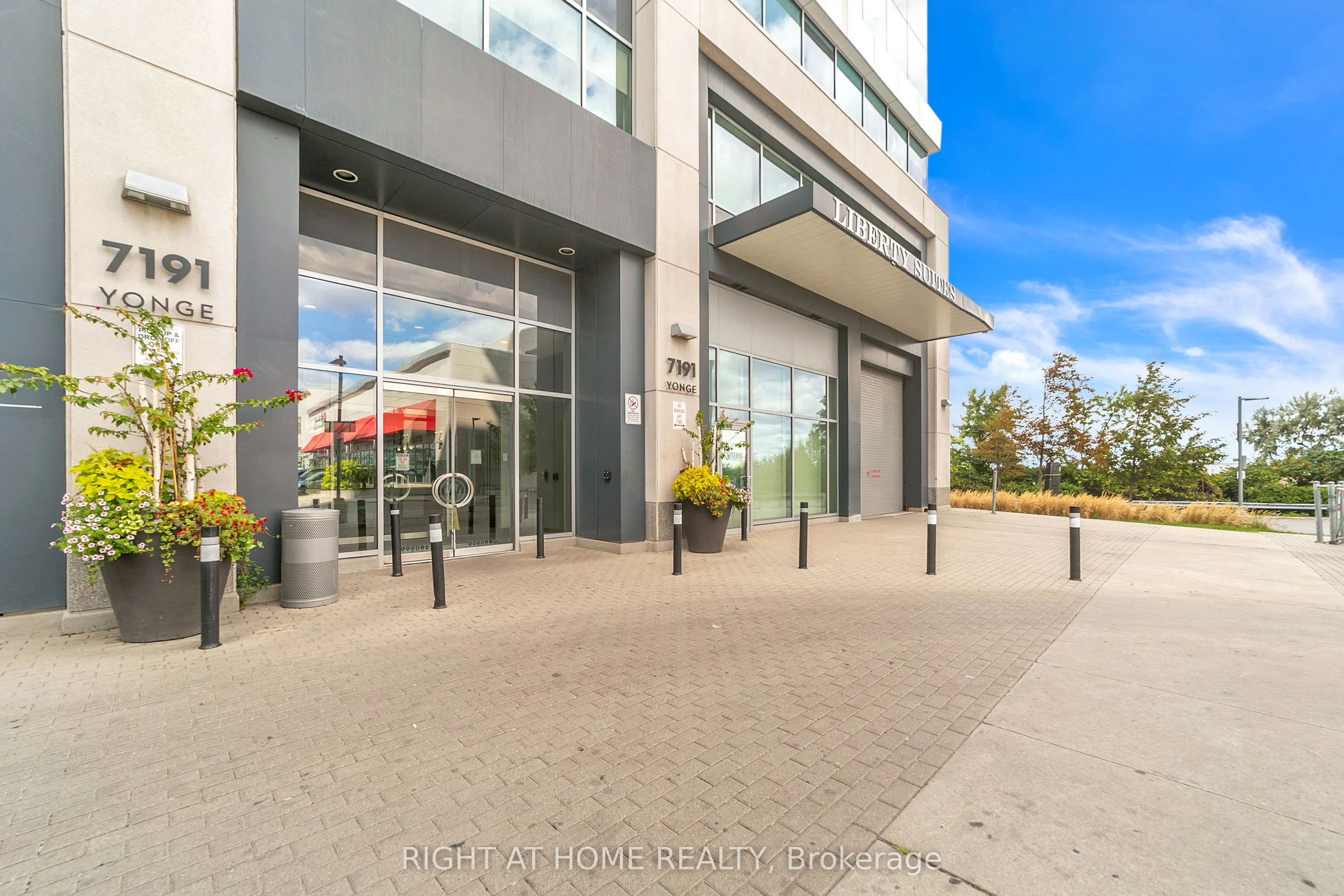 7191 Yonge Street