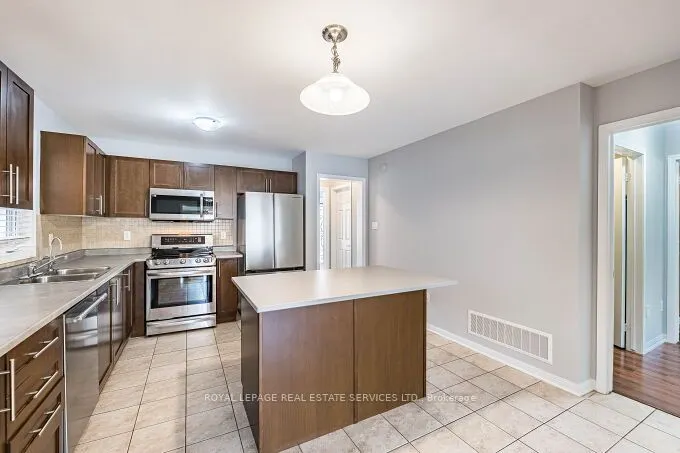 39 Mae Brooks Drive