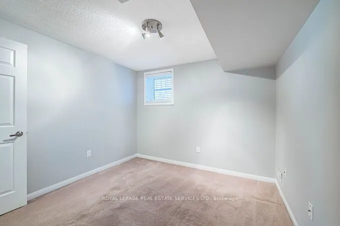 39 Mae Brooks Drive