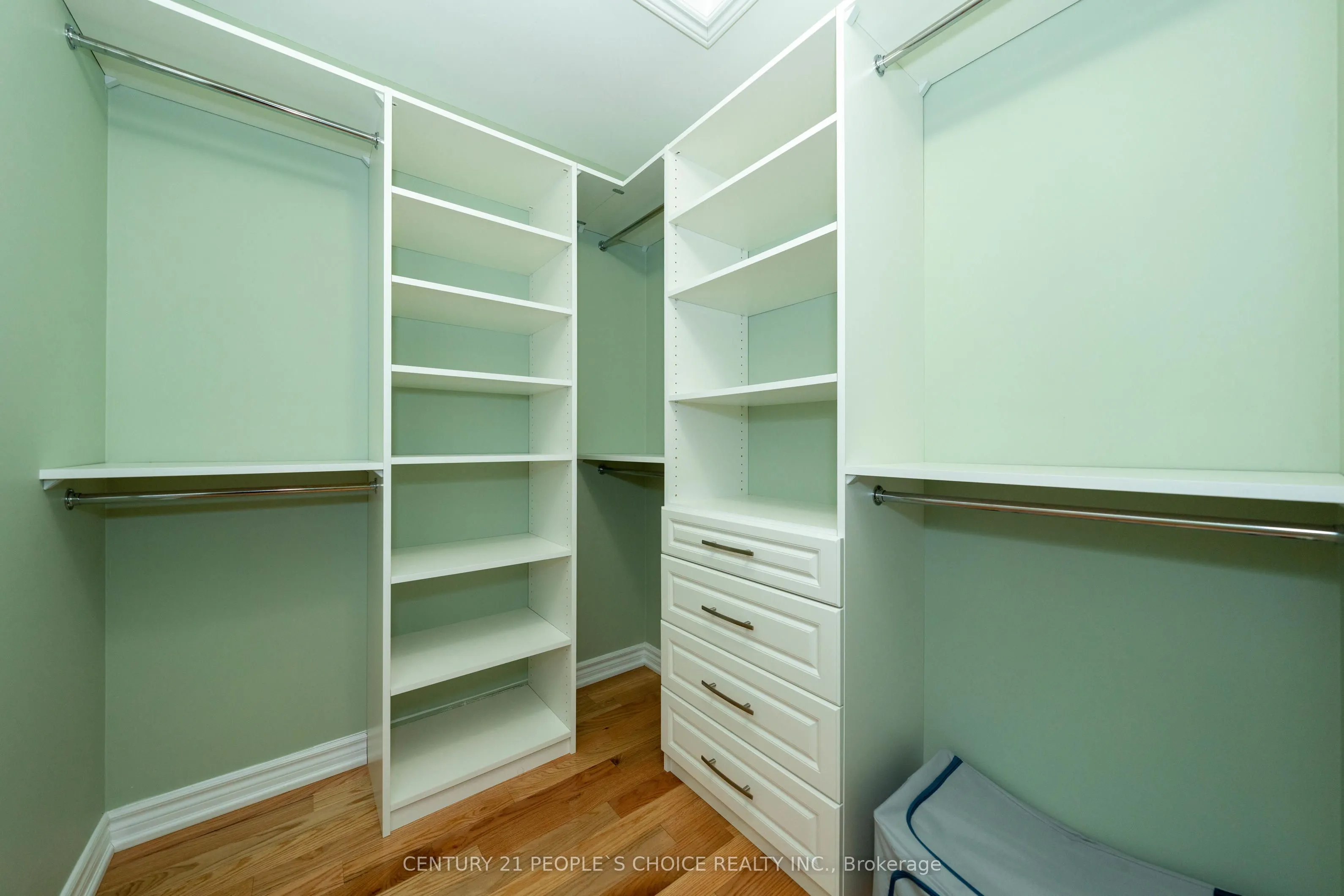 38 Vettese Court, #Upper